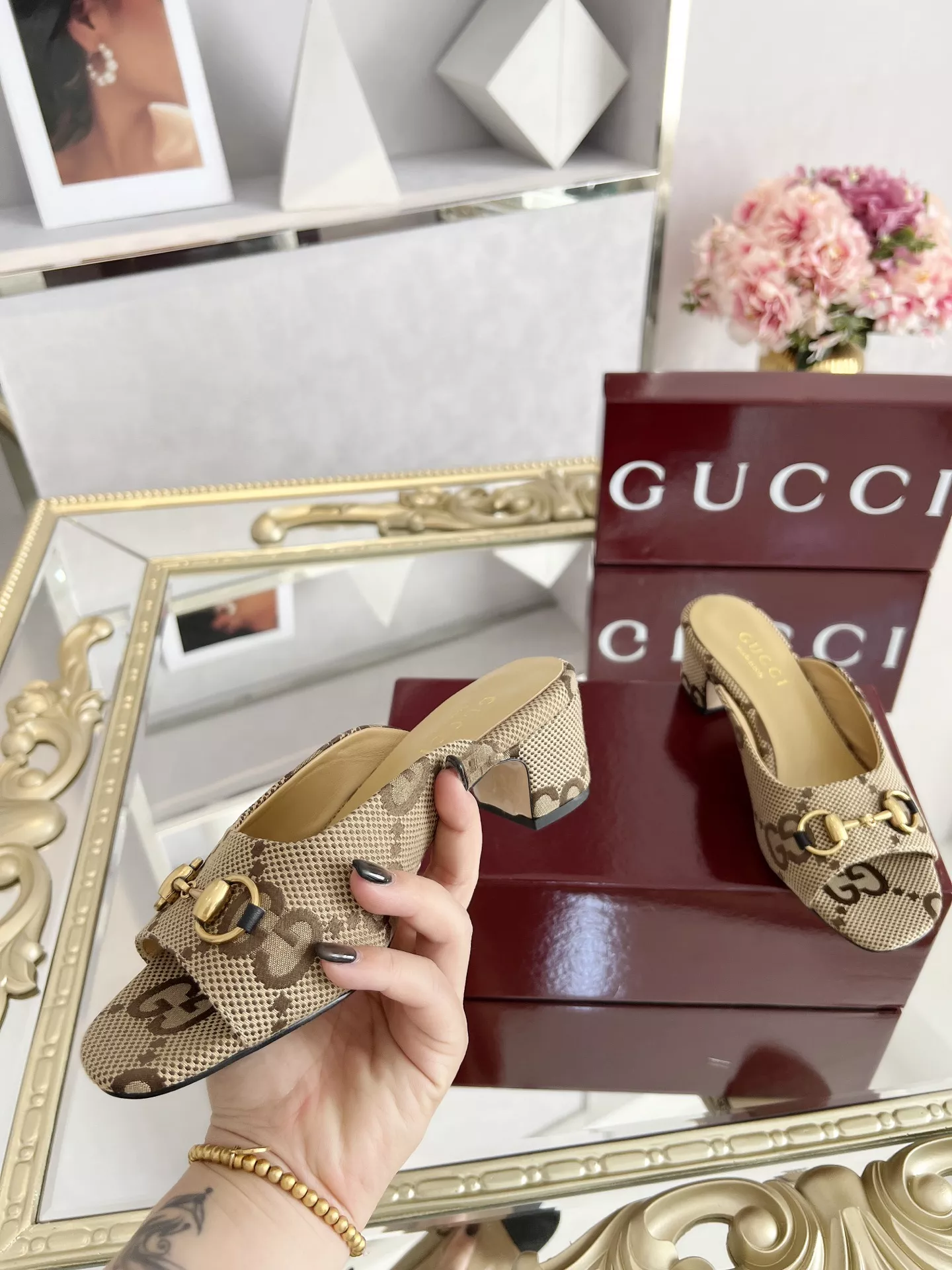 Gucci Slippers For Women Compact 2227