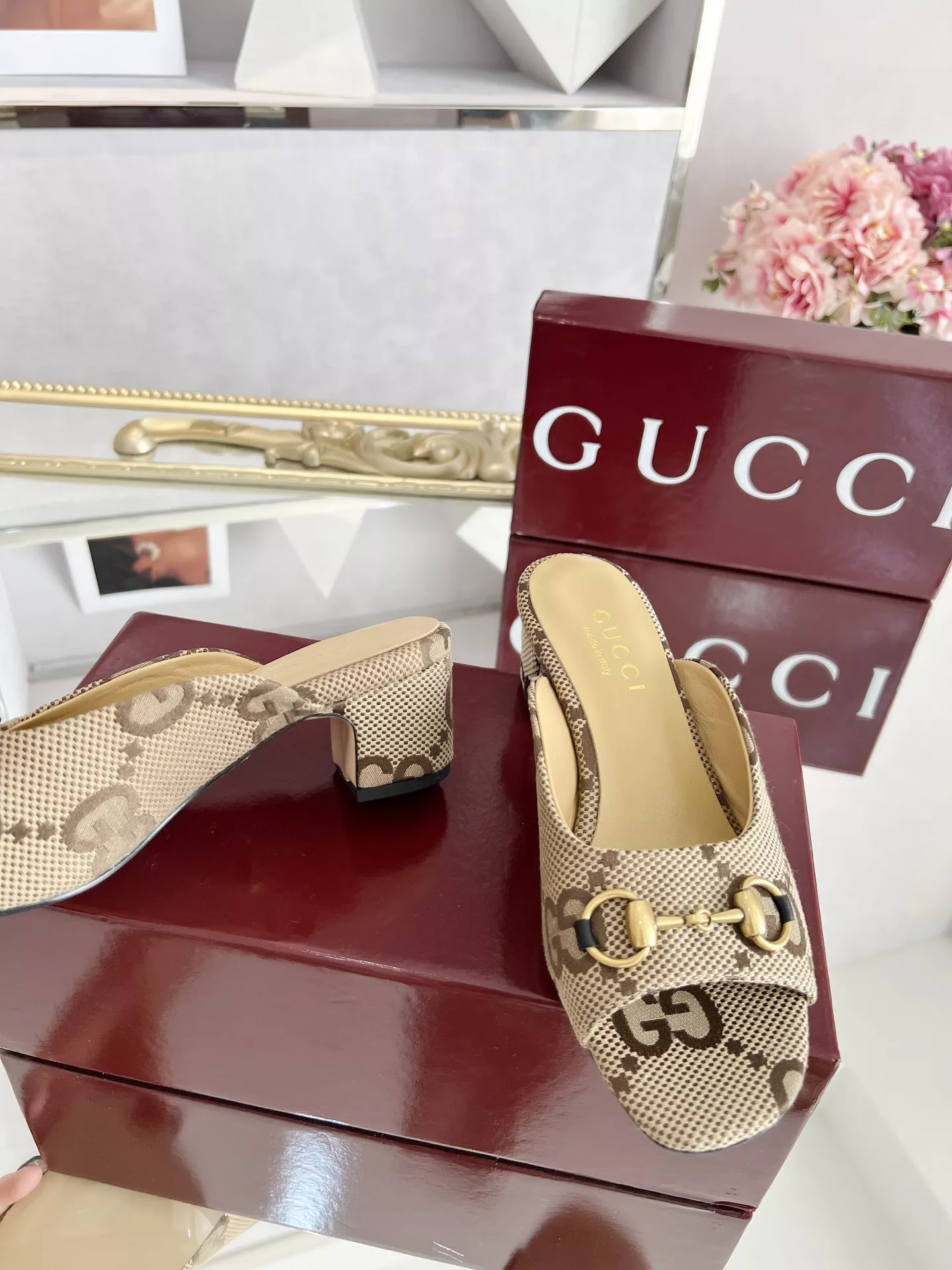 Gucci Slippers For Women Compact 2227
