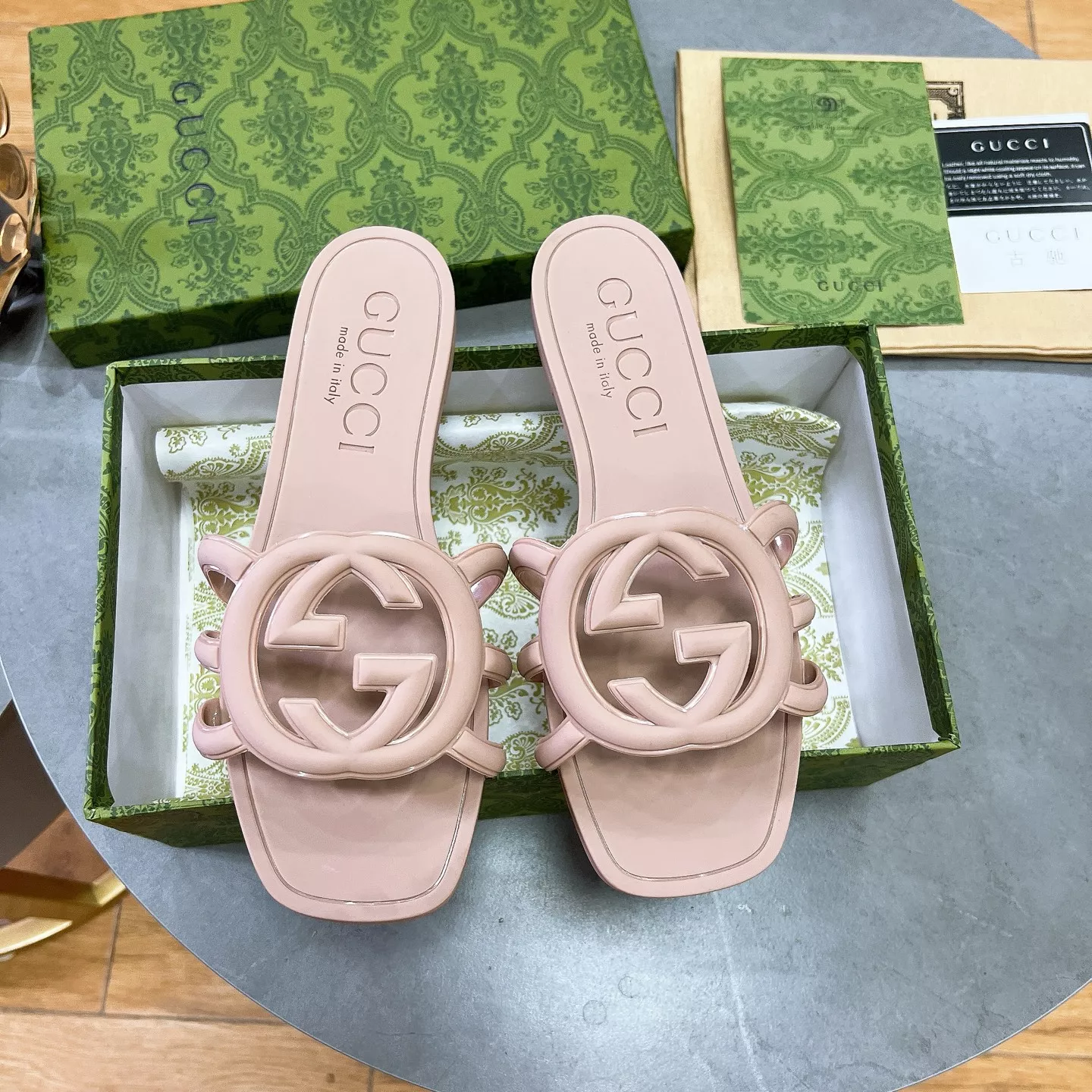 Gucci Slippers For Women DailyWear 9515
