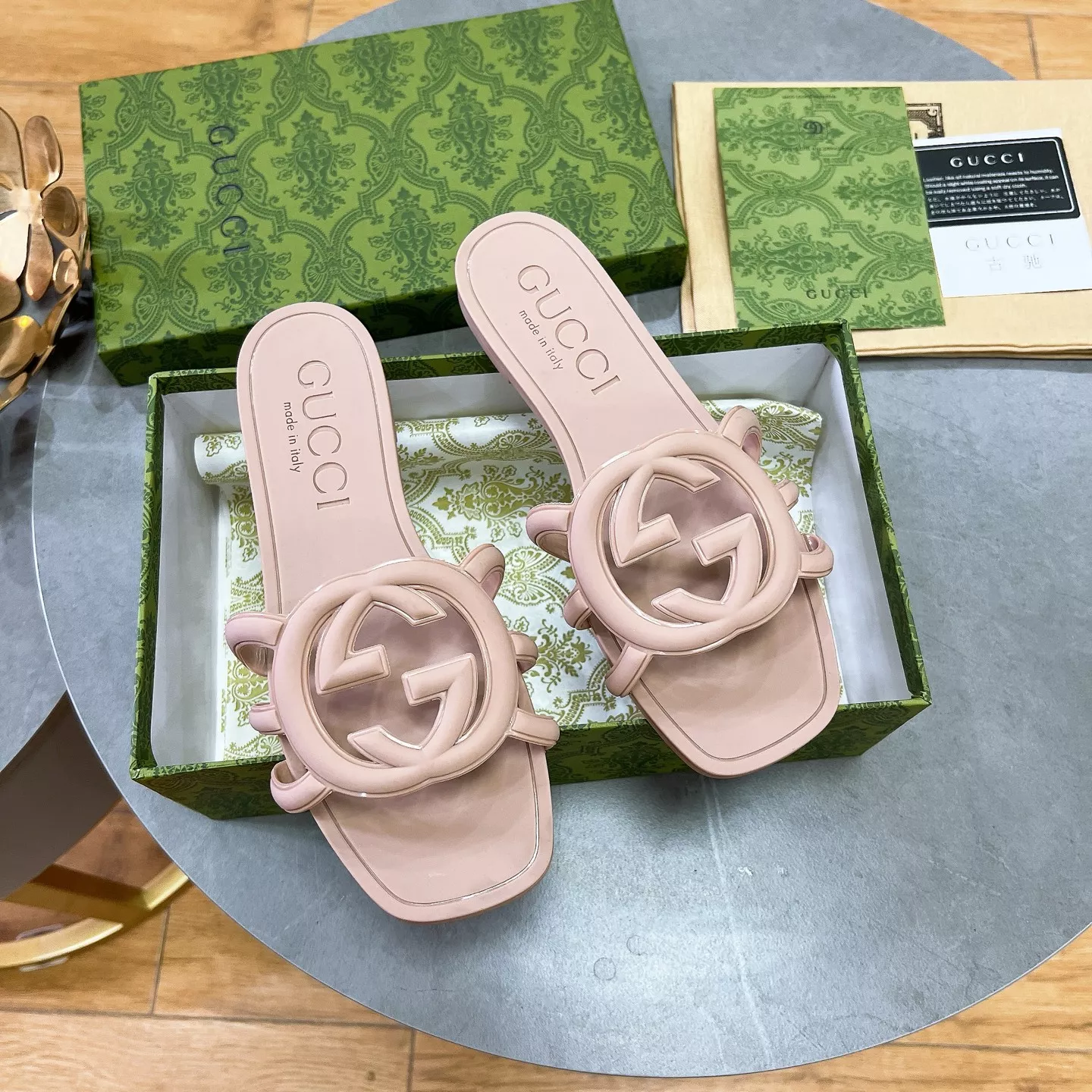 Gucci Slippers For Women DailyWear 9515