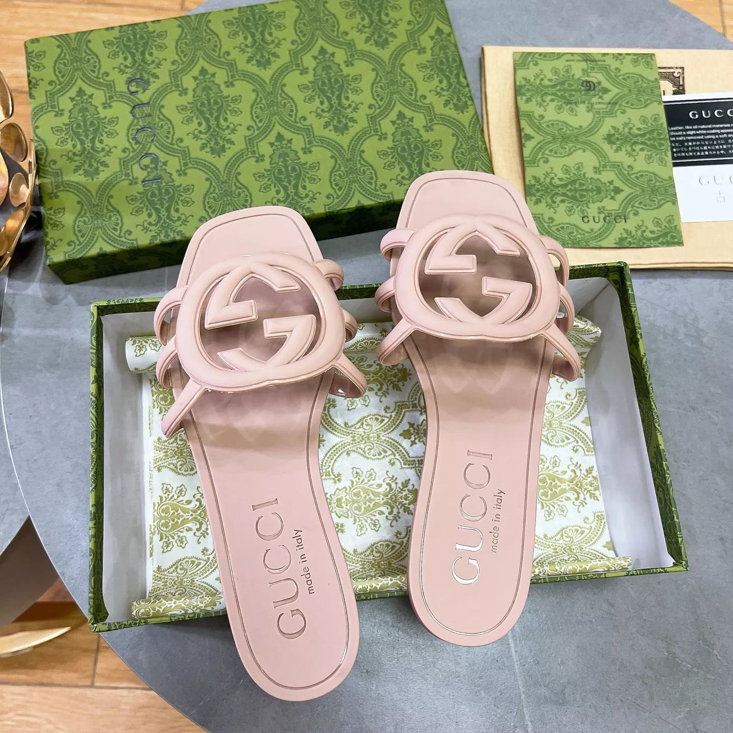 Gucci Slippers For Women DailyWear 9515
