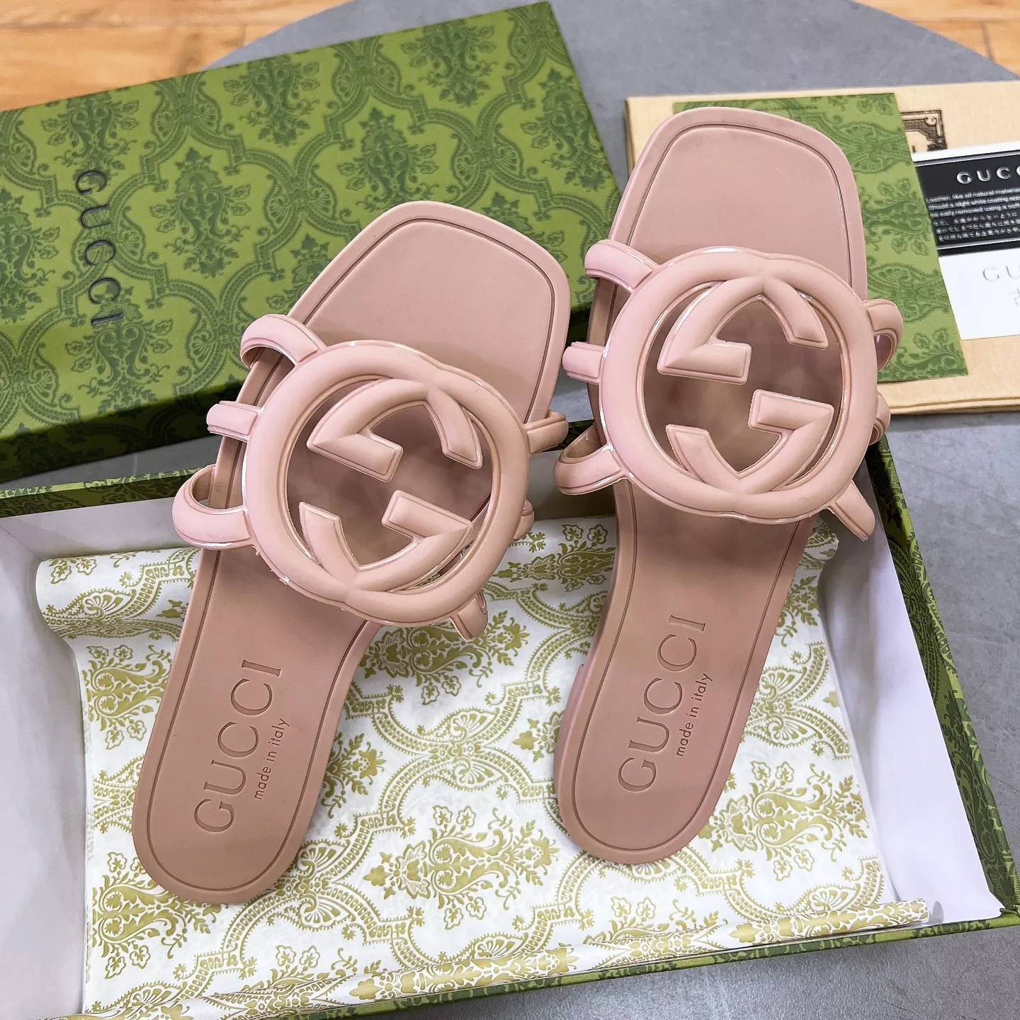 Gucci Slippers For Women DailyWear 9515