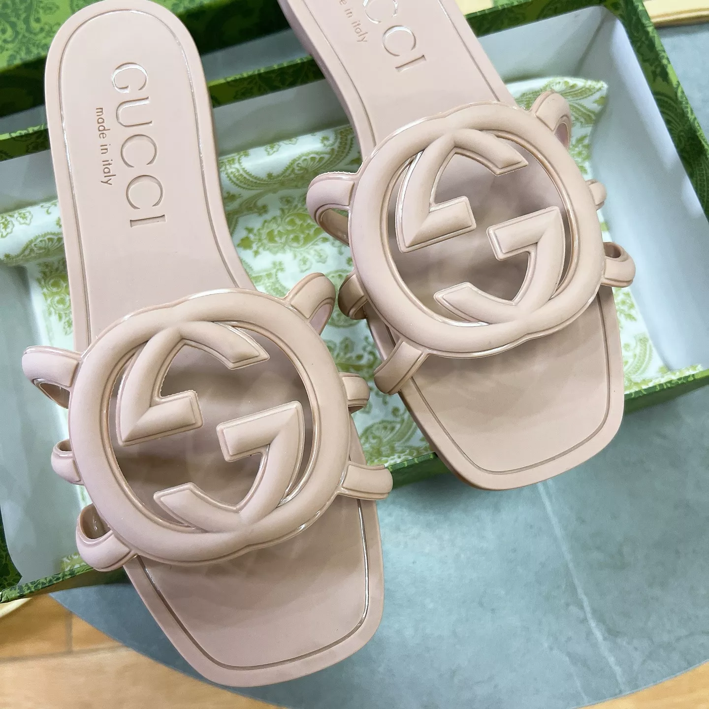 Gucci Slippers For Women DailyWear 9515