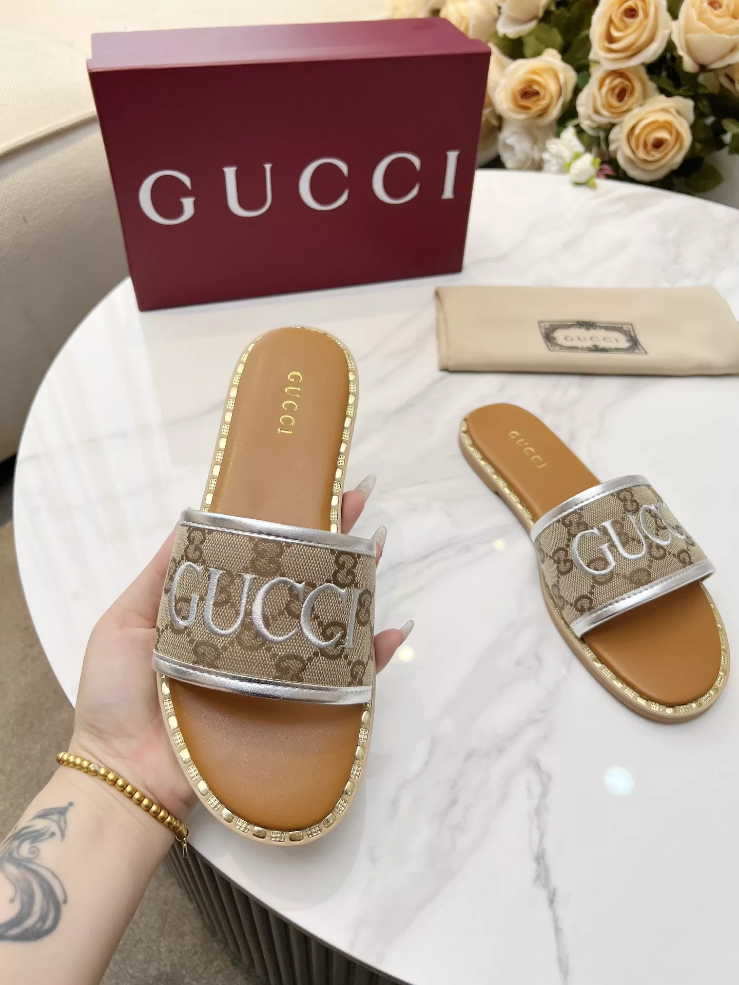 Gucci Slippers For Women Durable 5940