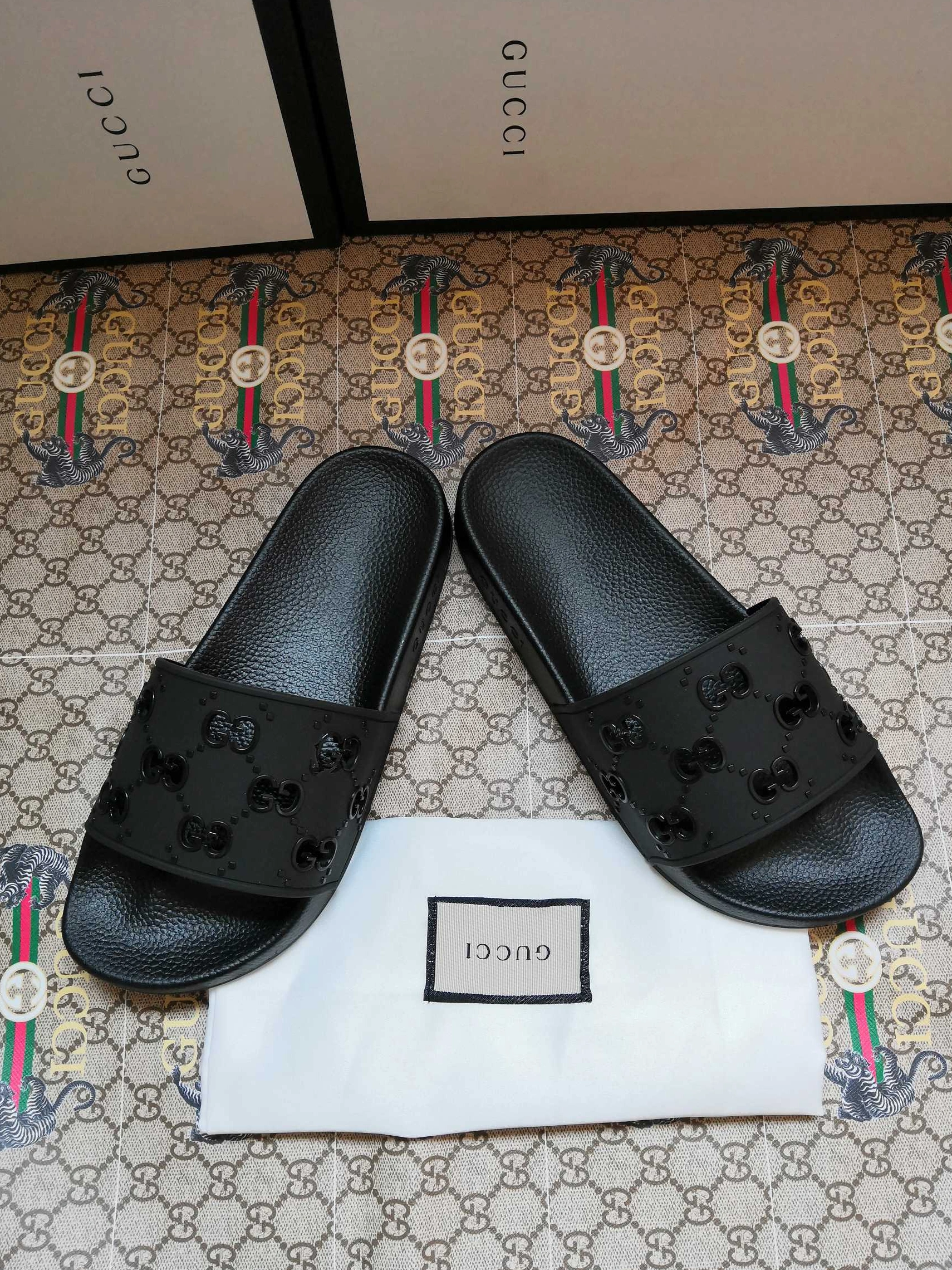 Gucci Slippers For Women Durable 8661