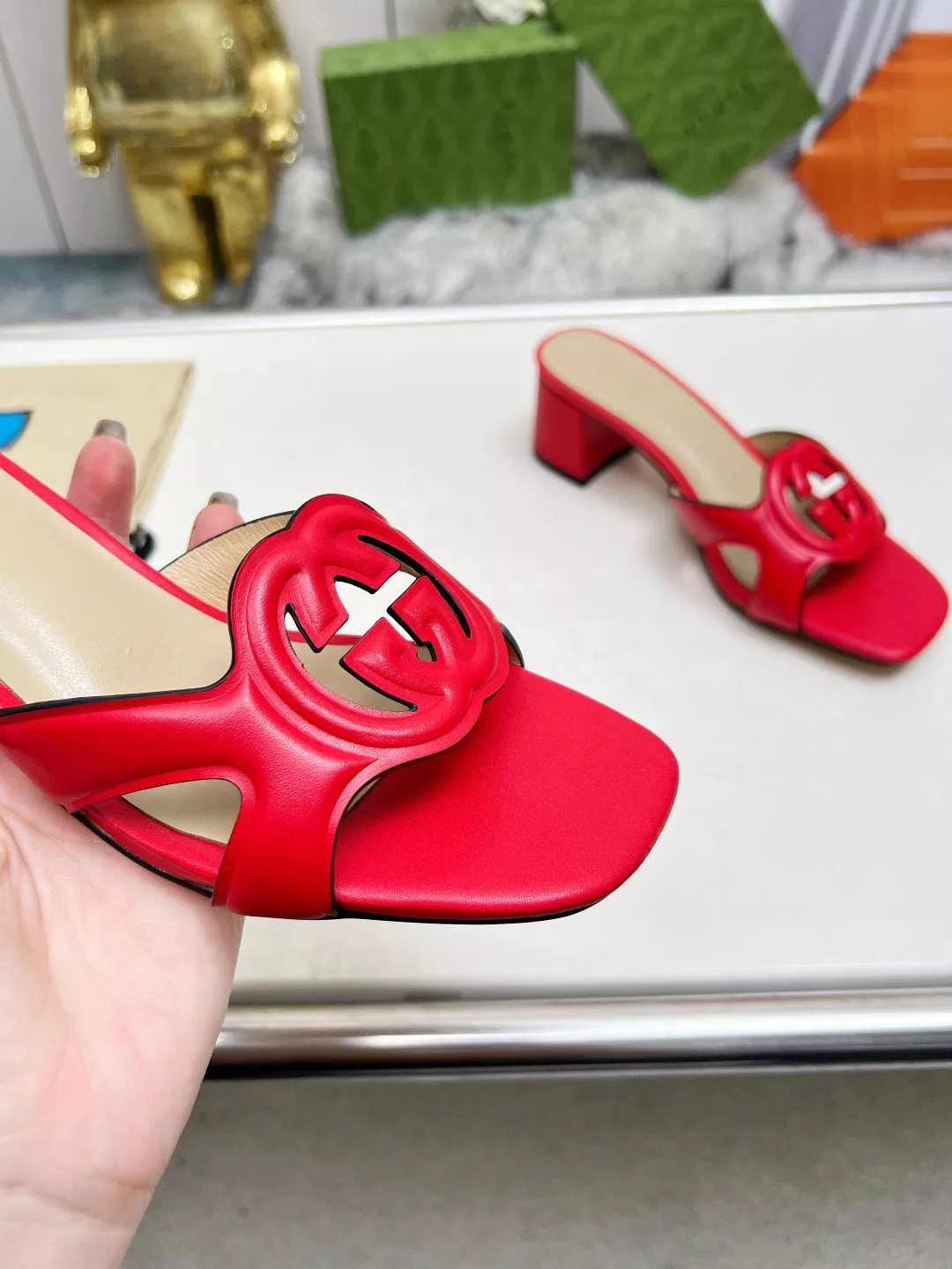 Gucci Slippers For Women Durable 9804