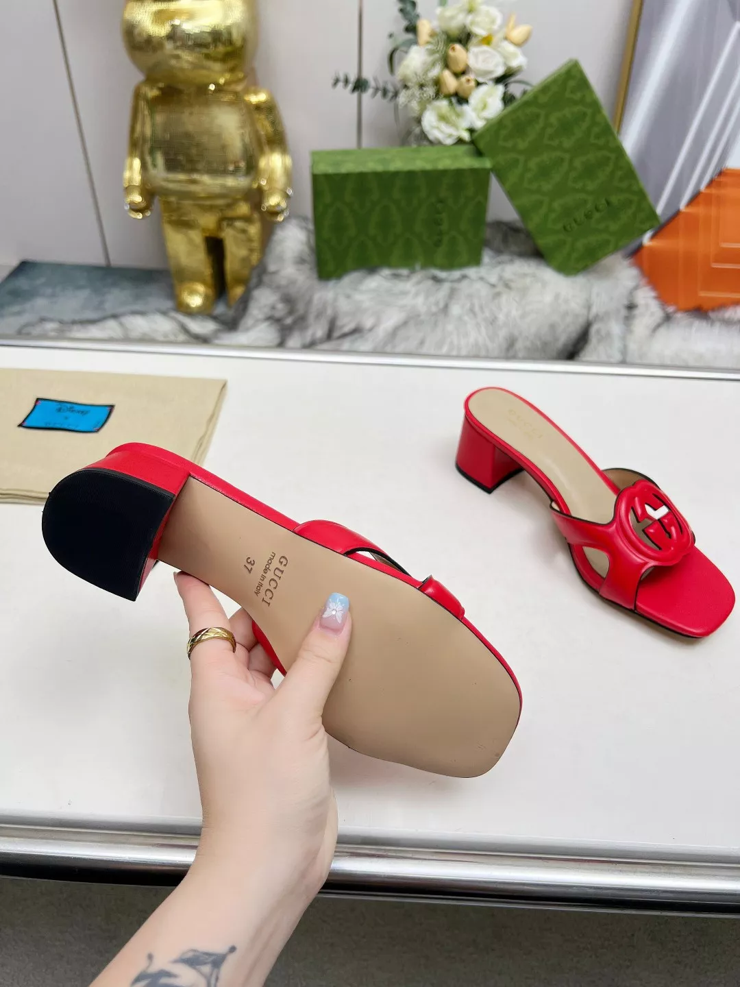 Gucci Slippers For Women Durable 9804