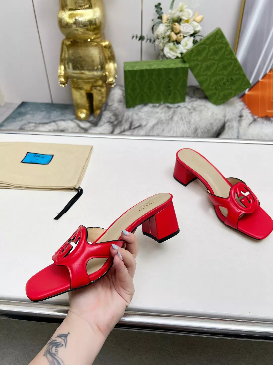 Gucci Slippers For Women Durable 9804