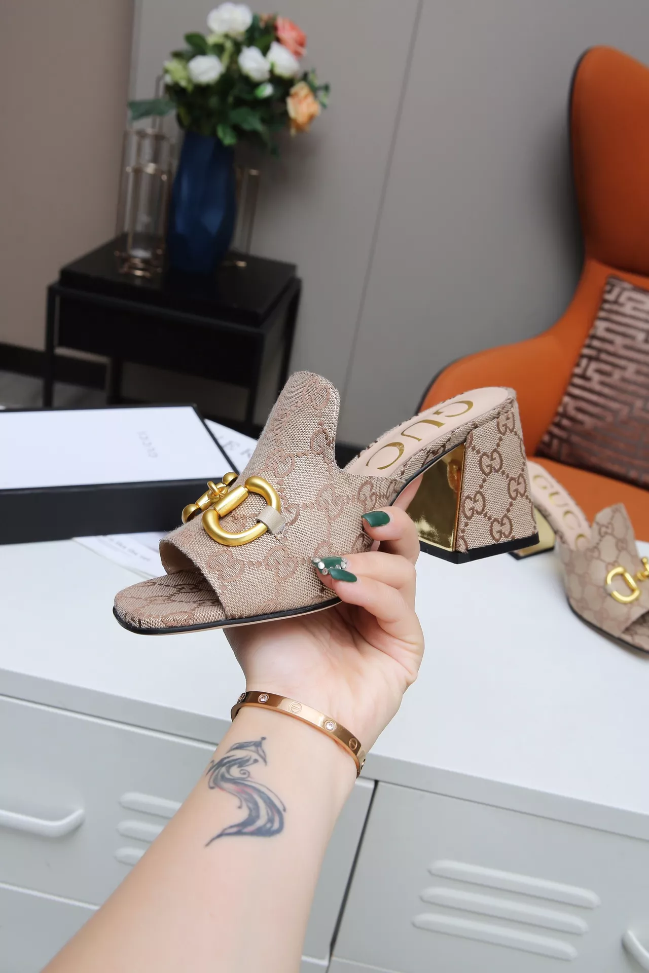Gucci Slippers For Women EasyMatch 1266