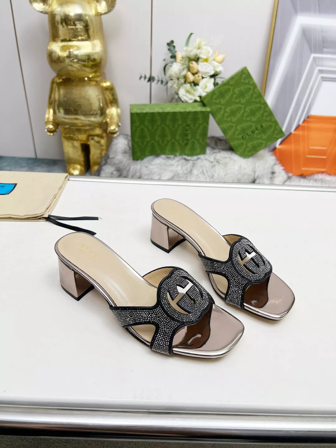 Gucci Slippers For Women EasyMatch 6658