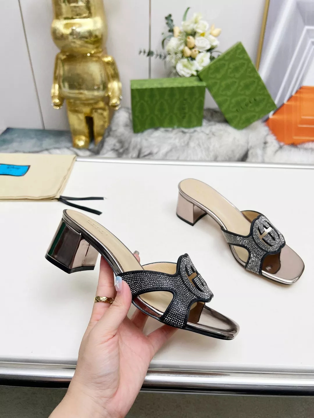 Gucci Slippers For Women EasyMatch 6658
