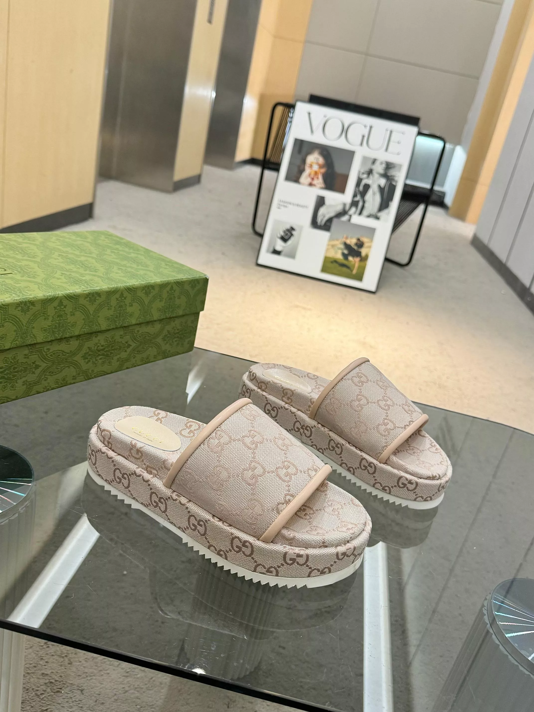 Gucci Slippers For Women Efficient 2837