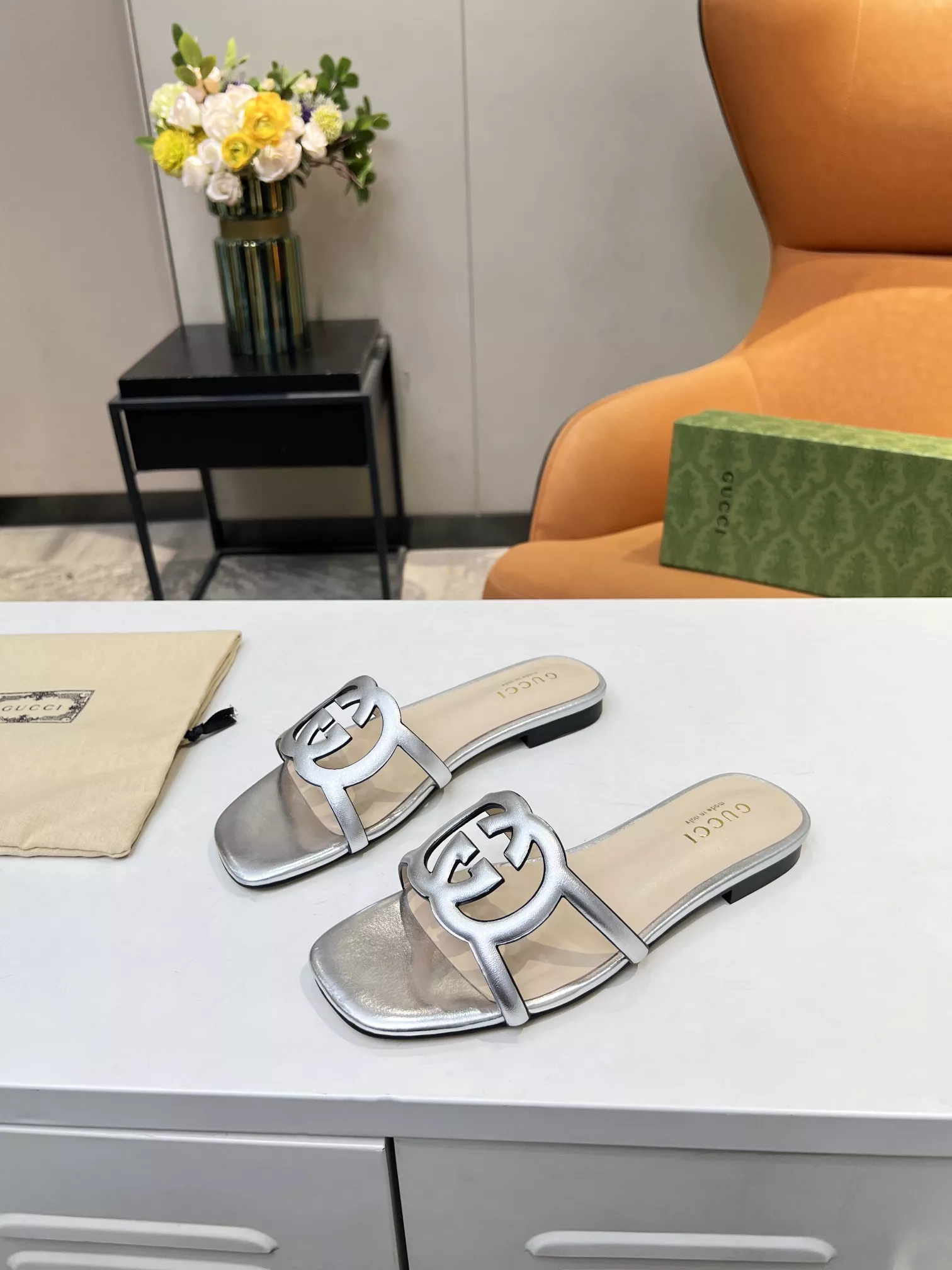Gucci Slippers For Women Elegant 4493