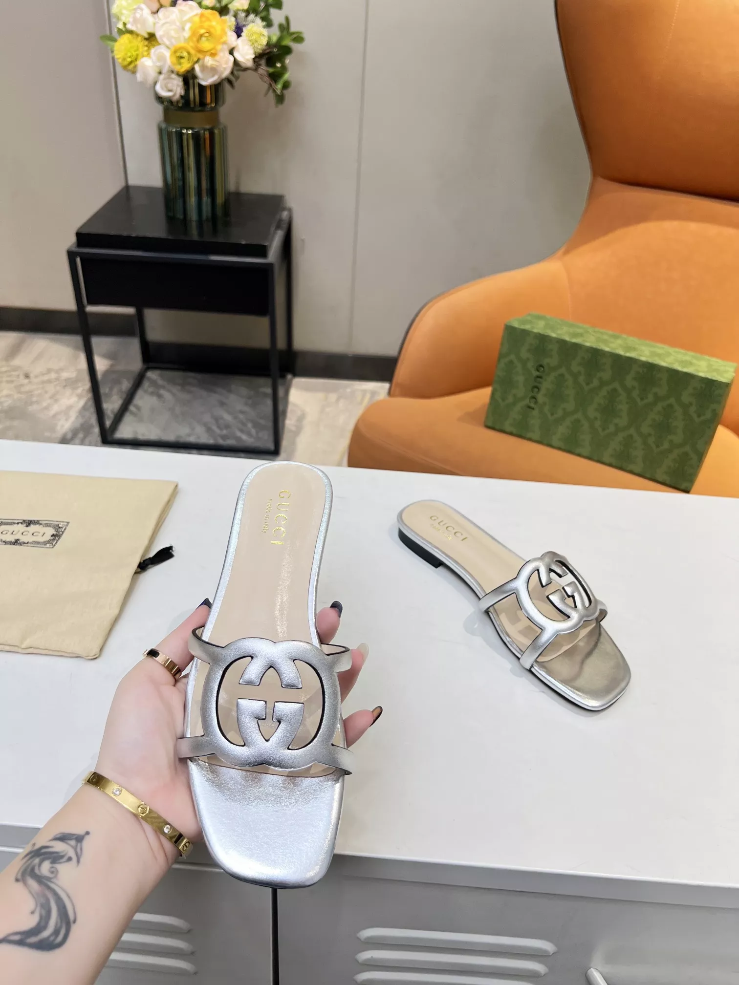 Gucci Slippers For Women Elegant 4493