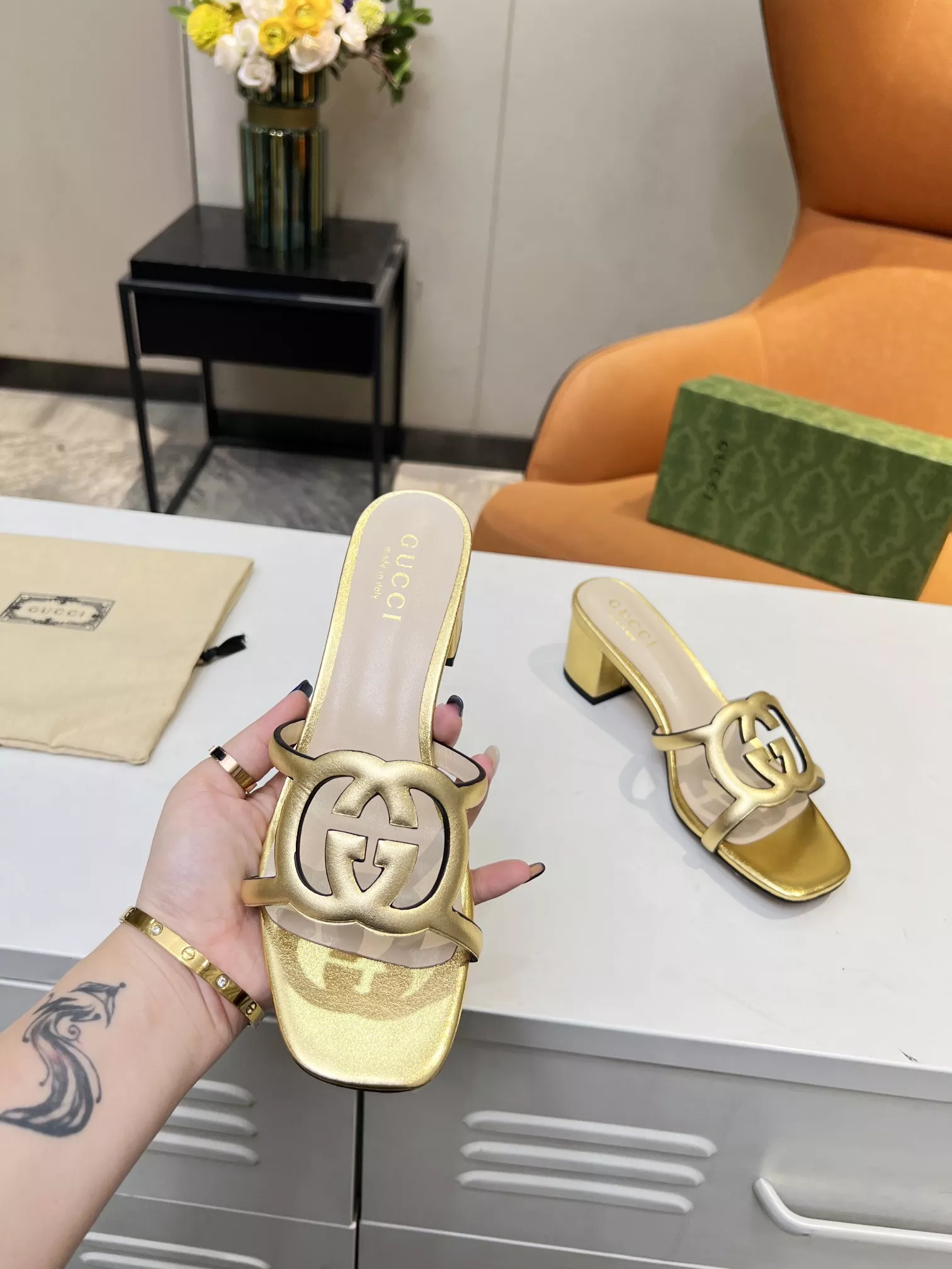 Gucci Slippers For Women Elegant 5784
