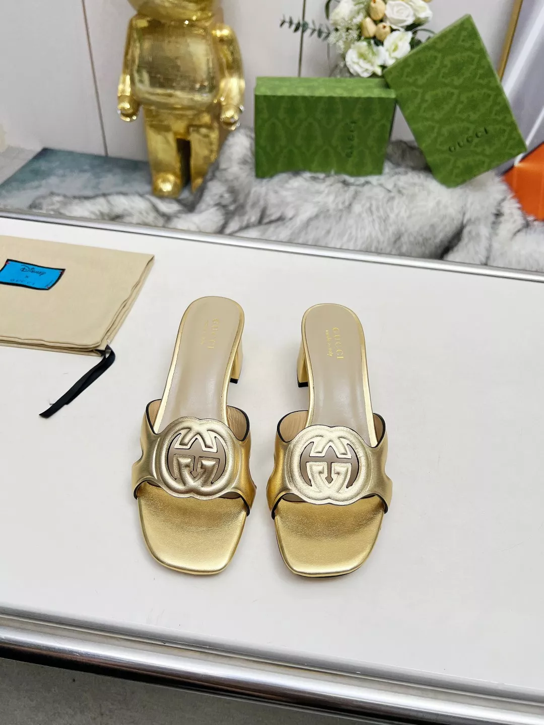 Gucci Slippers For Women Fashionable 3547