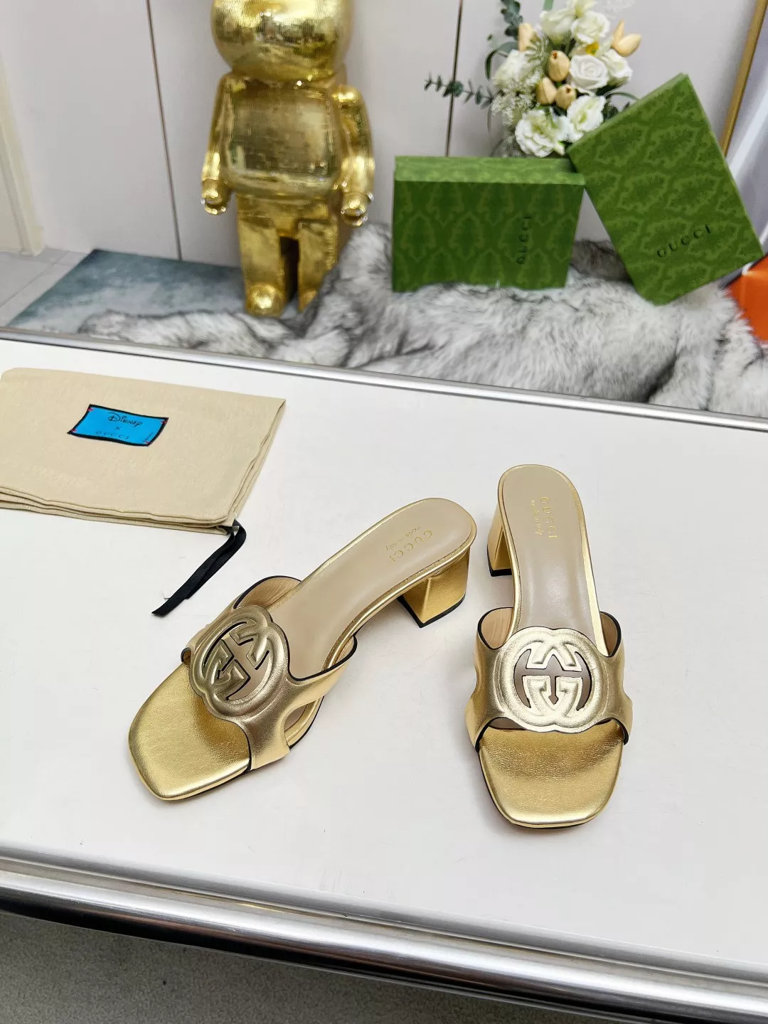 Gucci Slippers For Women Fashionable 3547