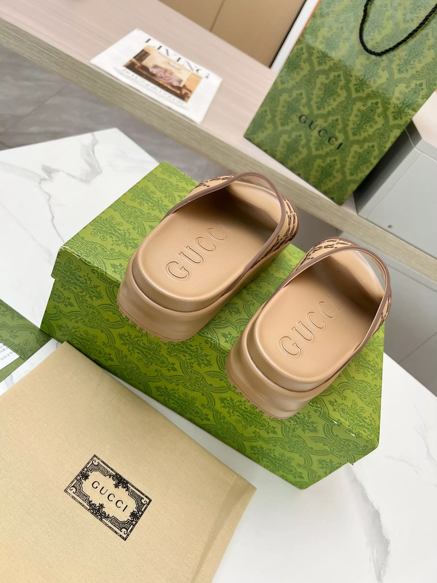 Gucci Slippers For Women Fashionable 6251