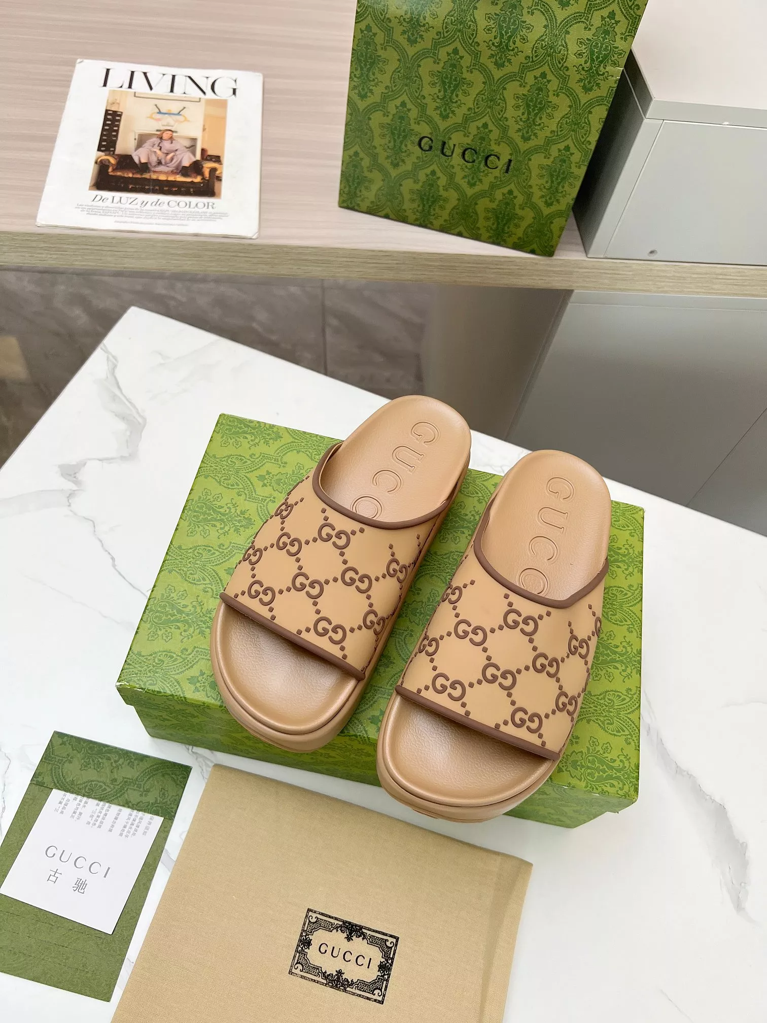 Gucci Slippers For Women Fashionable 6251