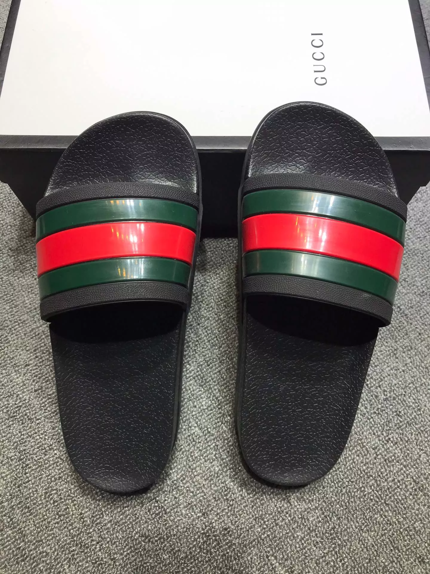 Gucci Slippers For Women Functional 1176