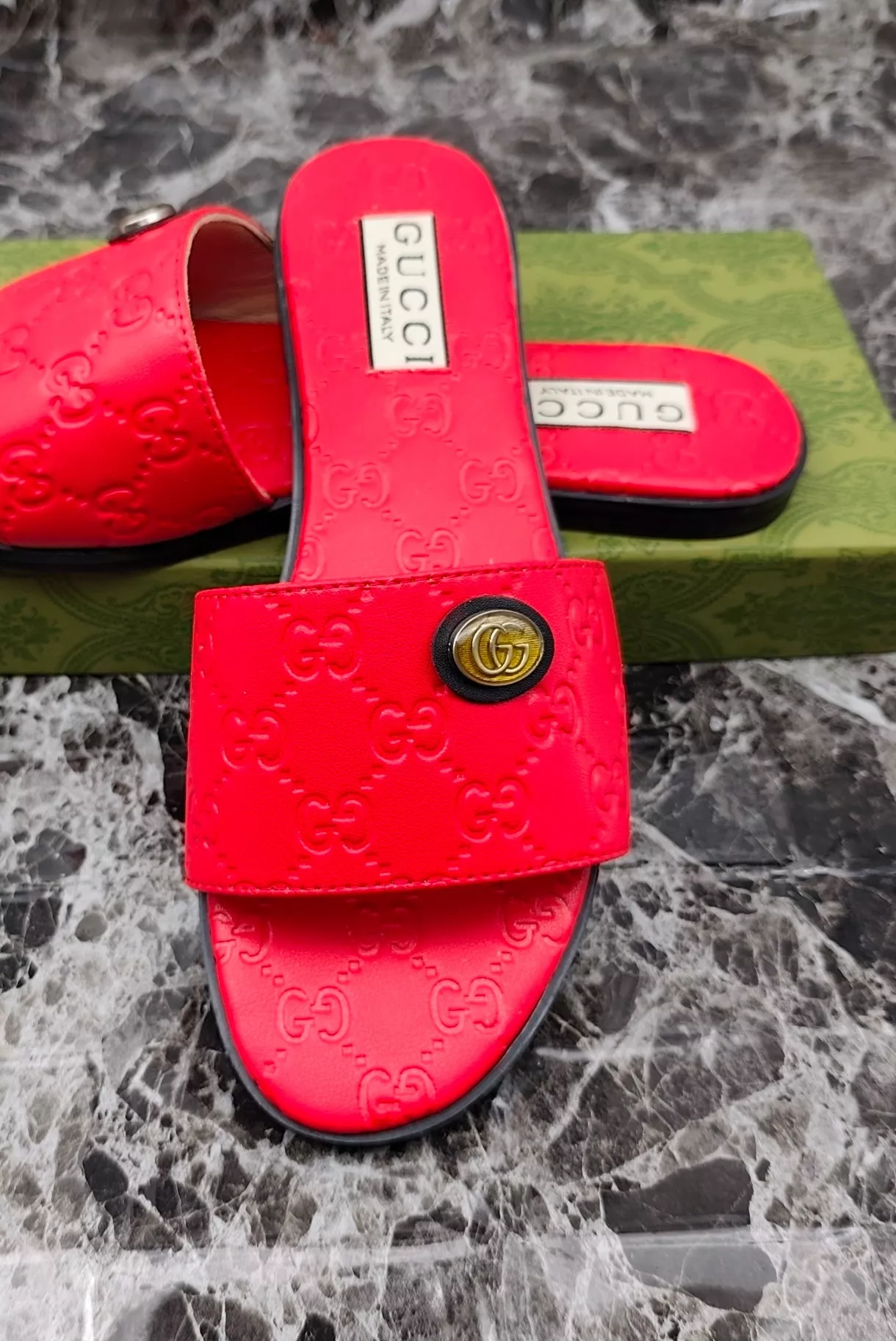 Gucci Slippers For Women Functional 6124