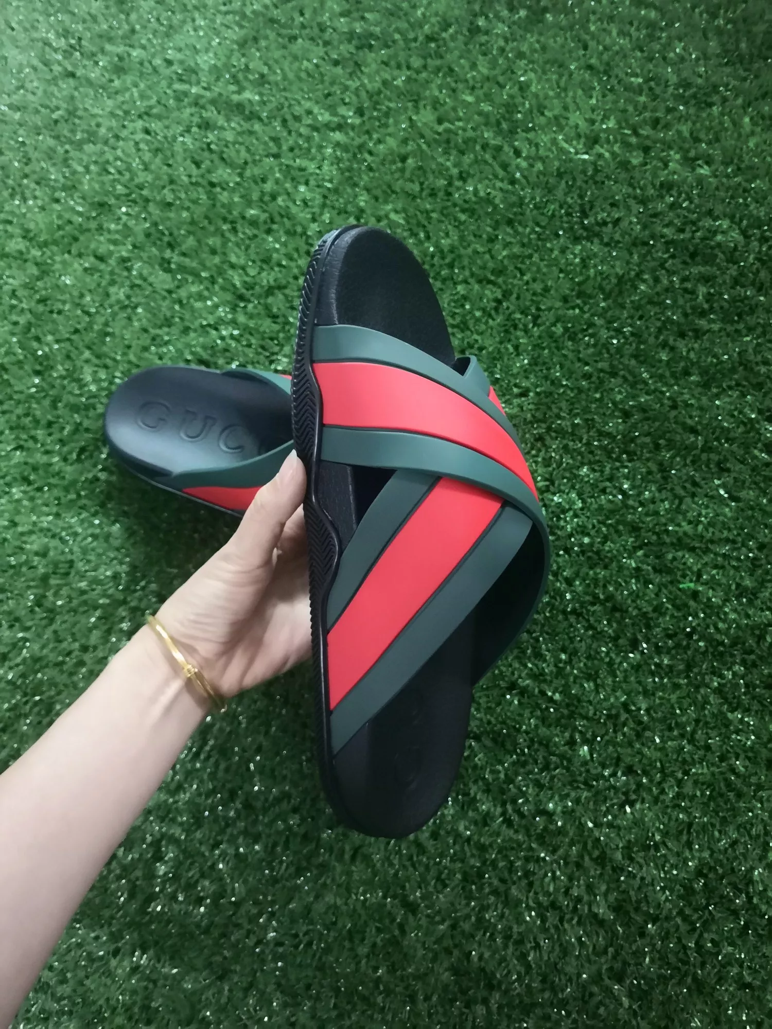 Gucci Slippers For Women GoAnywhere 9456