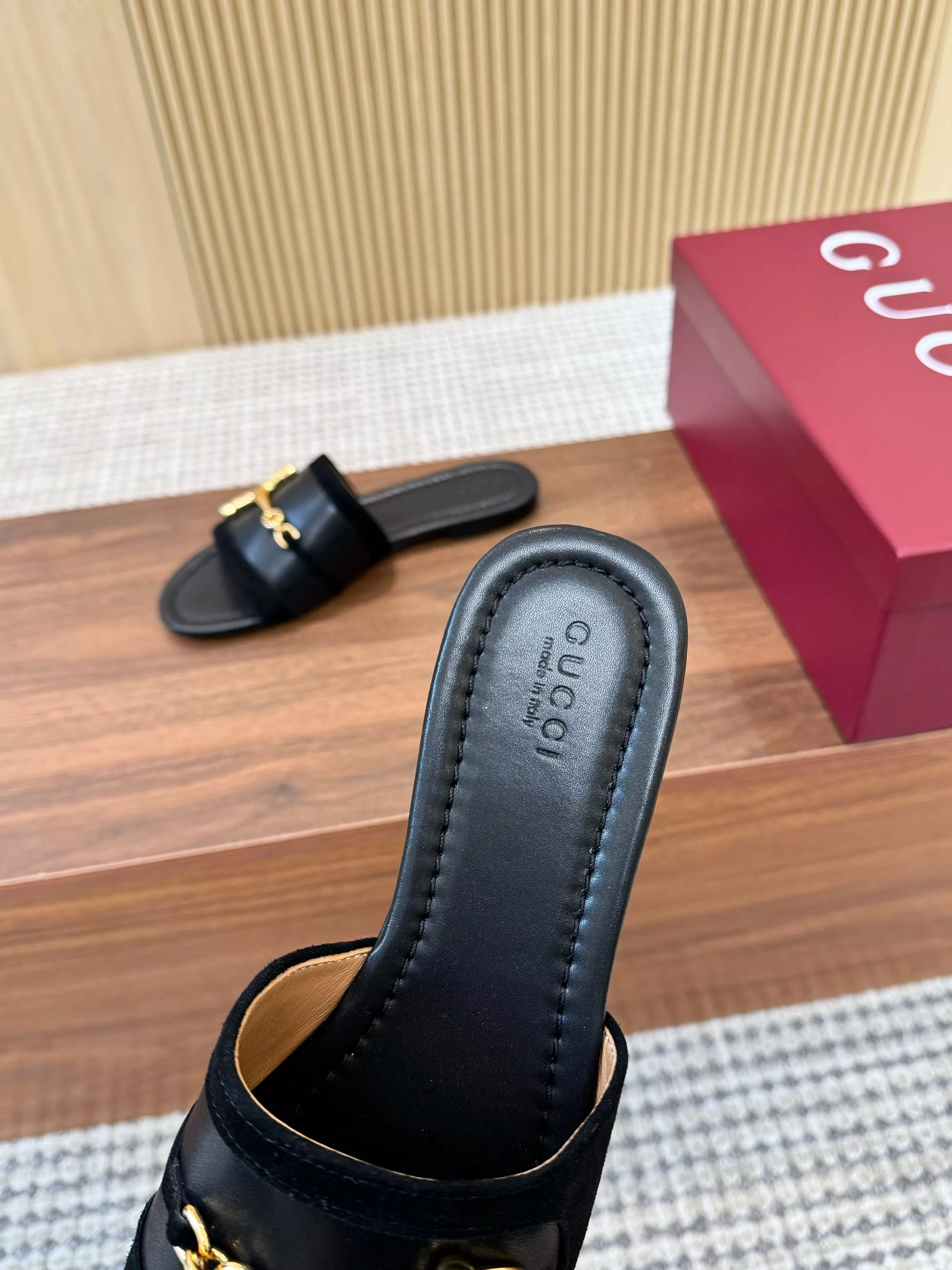 Gucci Slippers For Women Lightweight 6536