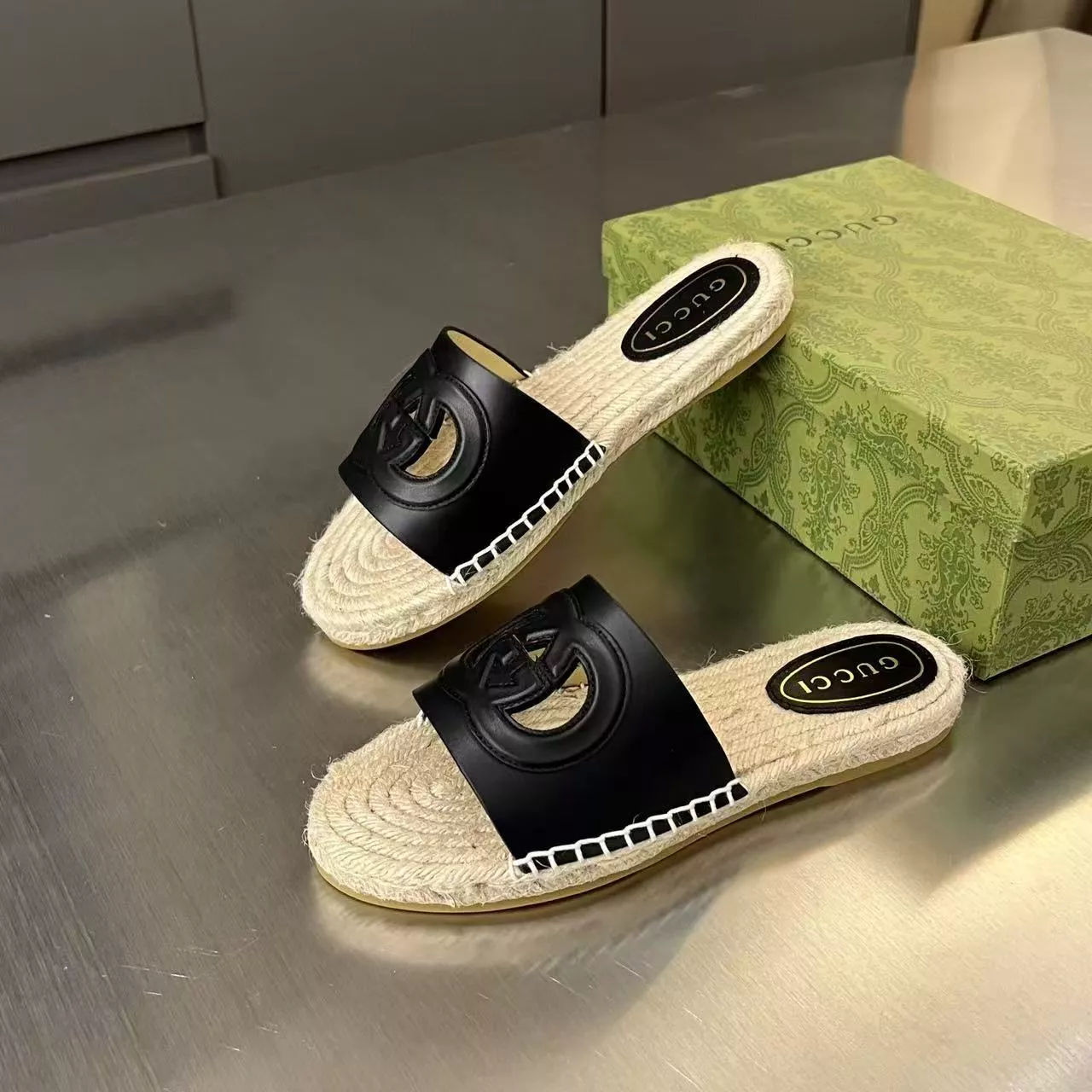 Gucci Slippers For Women Lightweight 8156