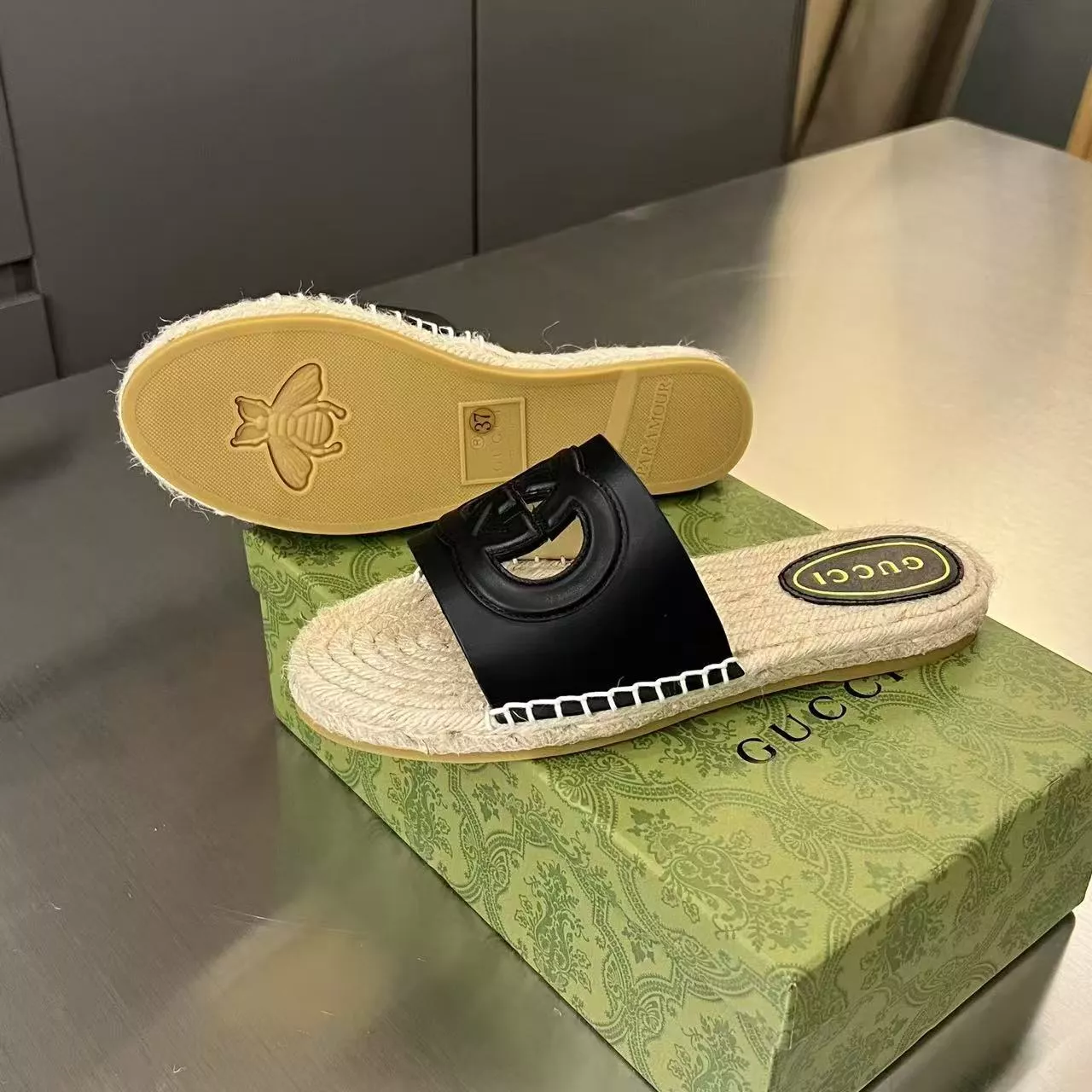 Gucci Slippers For Women Lightweight 8156