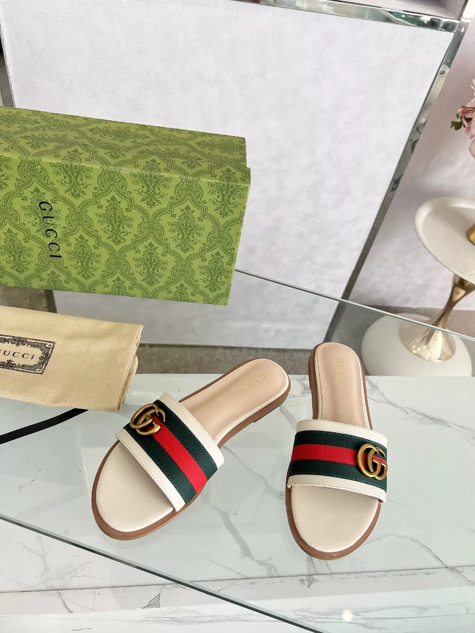 Gucci Slippers For Women ModernLook 3261