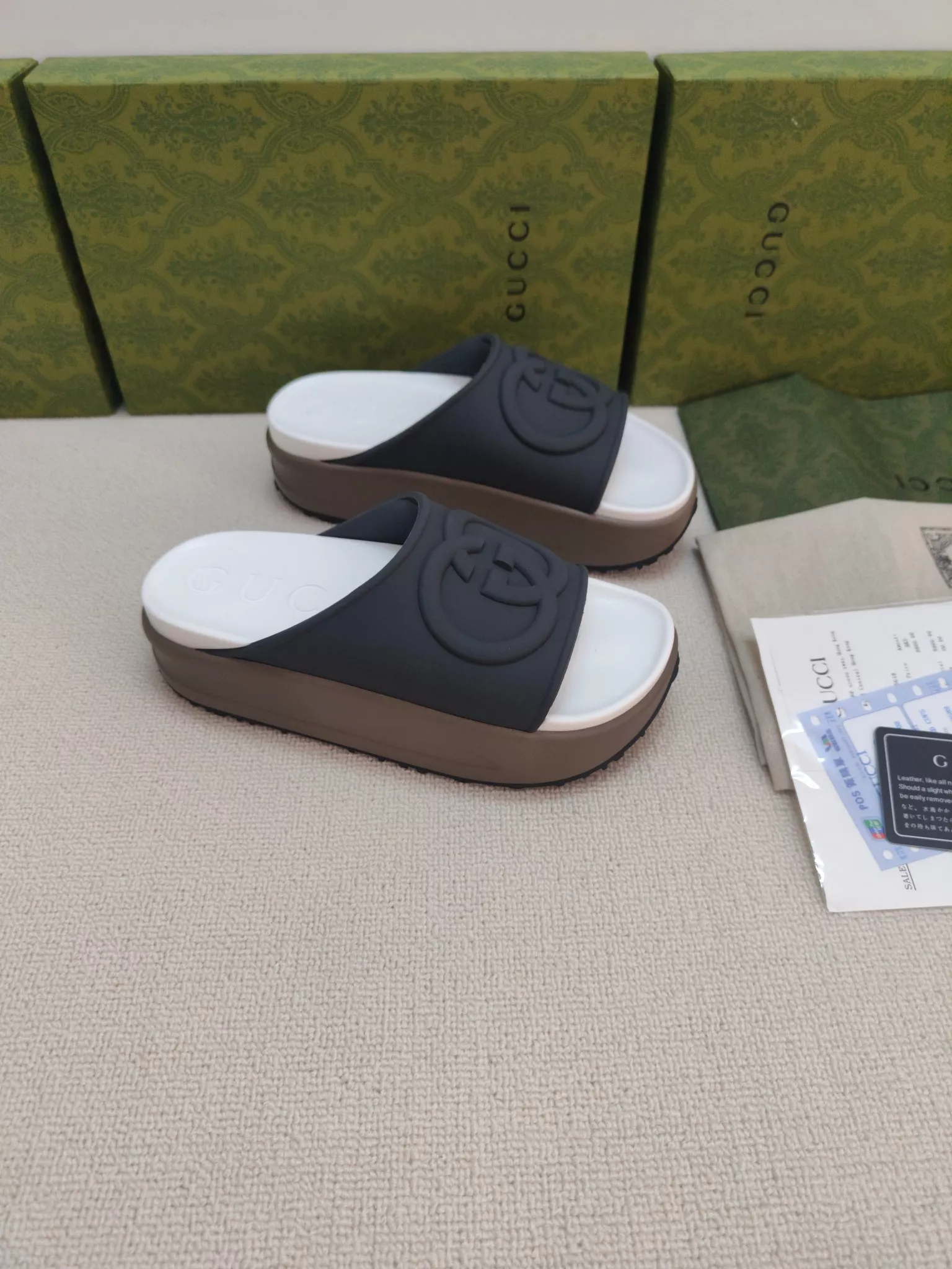 Gucci Slippers For Women ModernLook 677