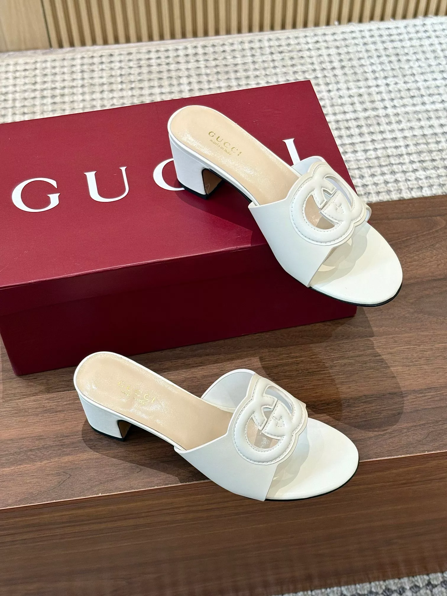 Gucci Slippers For Women ModernLook 7130