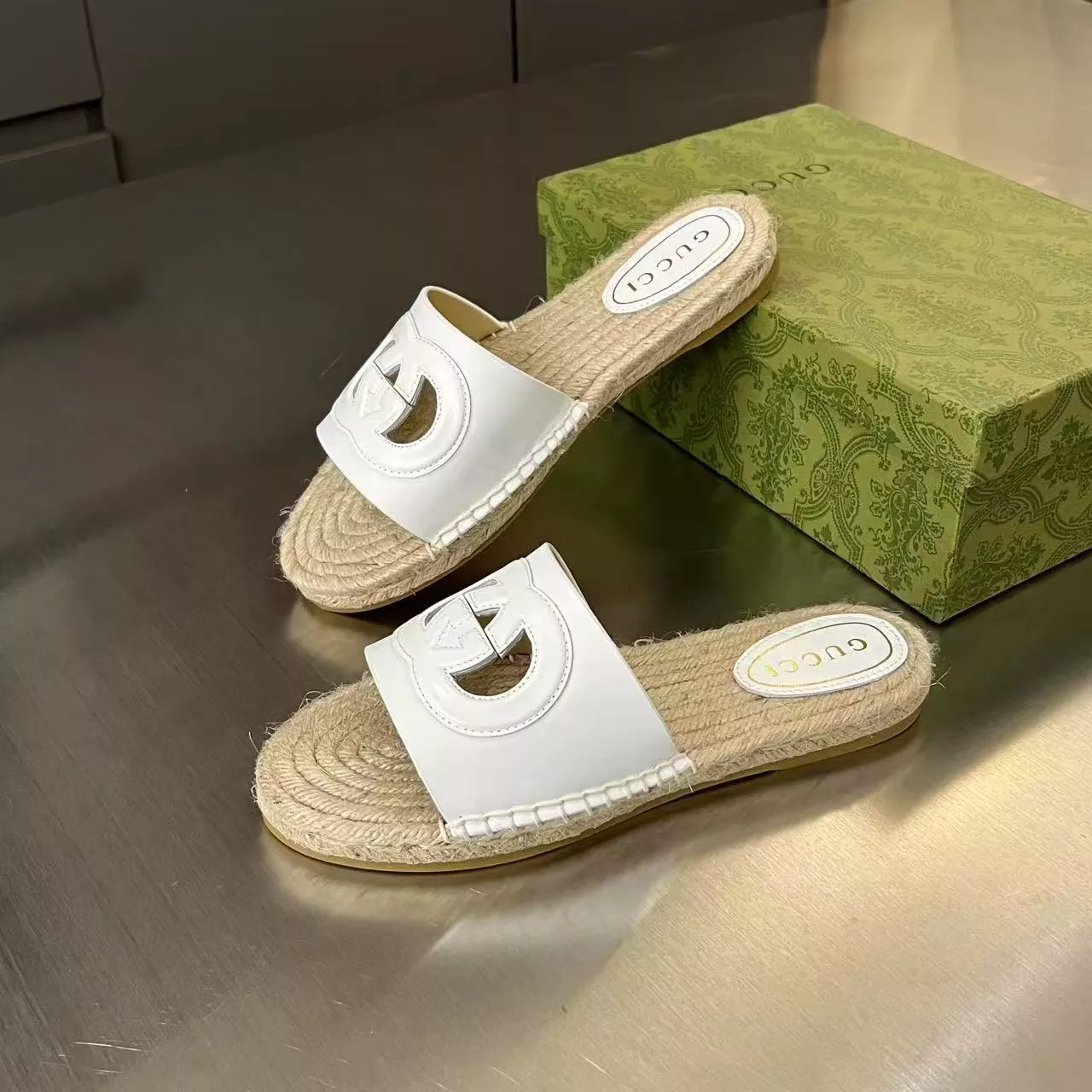 Gucci Slippers For Women NewStyle 8788
