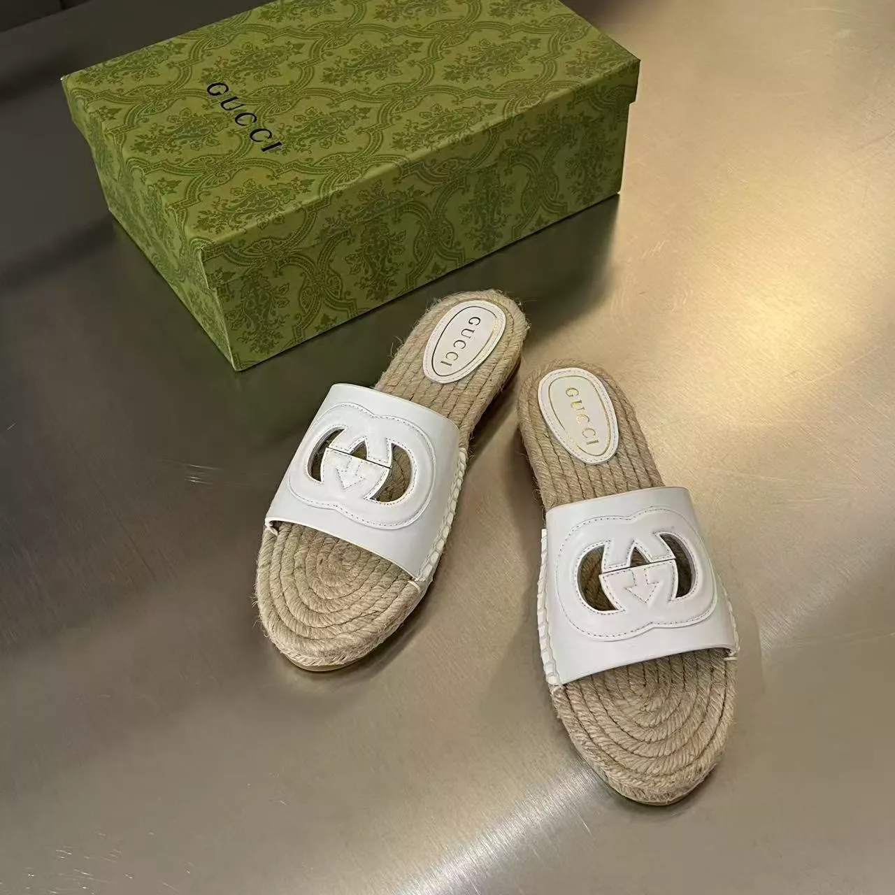 Gucci Slippers For Women NewStyle 8788