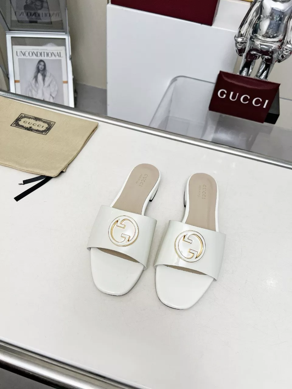 Gucci Slippers For Women Popular 9526