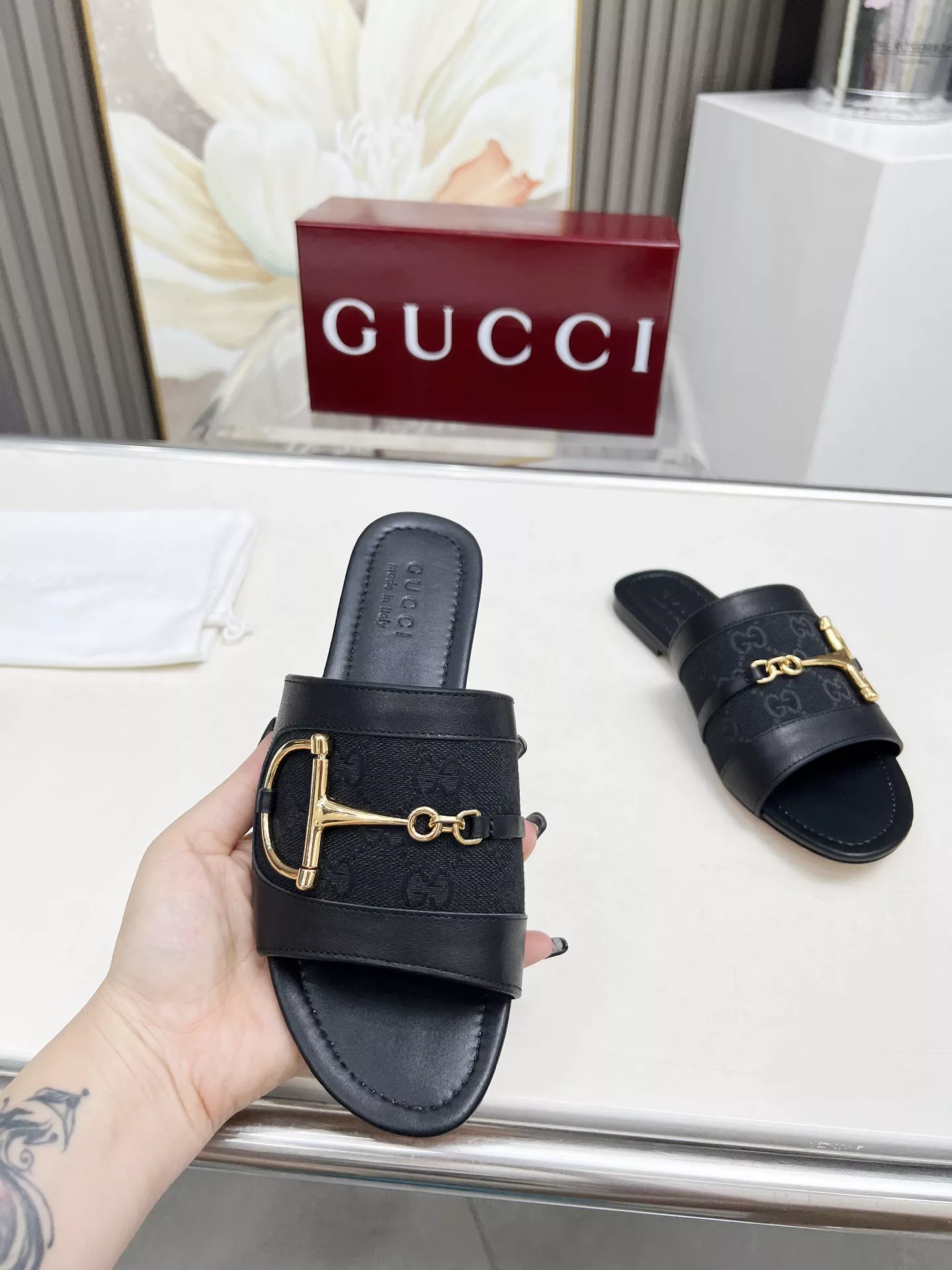 Gucci Slippers For Women Practical 2300