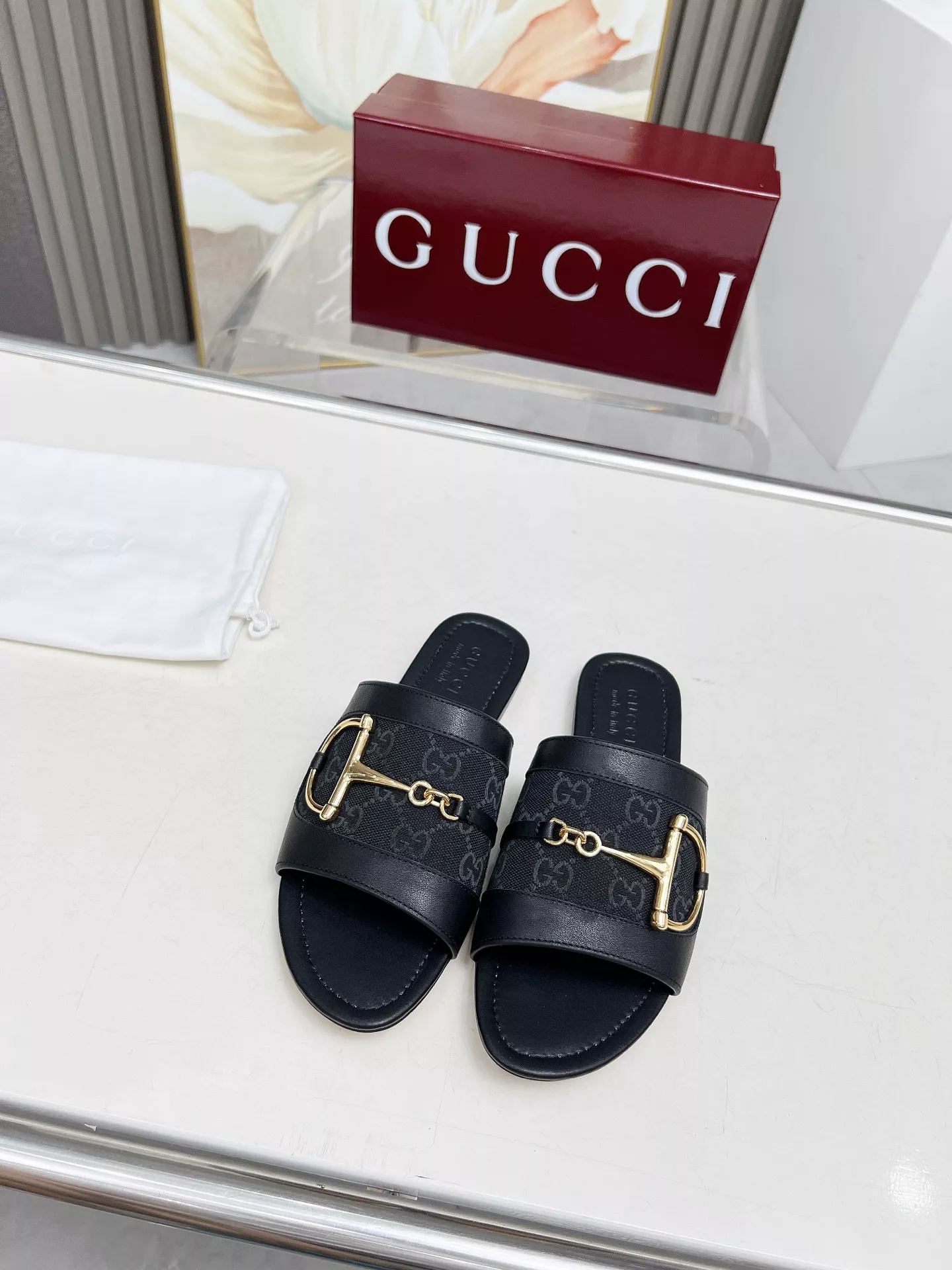 Gucci Slippers For Women Practical 2300