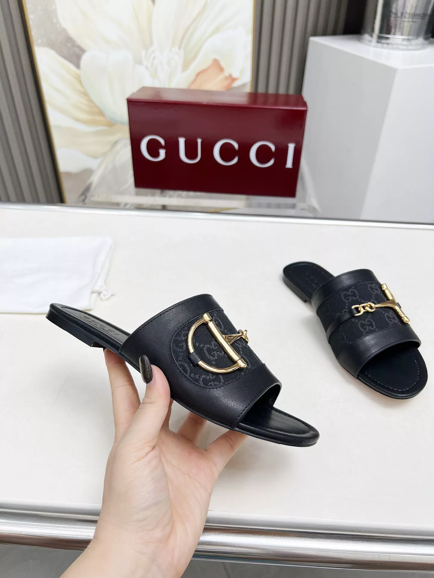 Gucci Slippers For Women Practical 2300