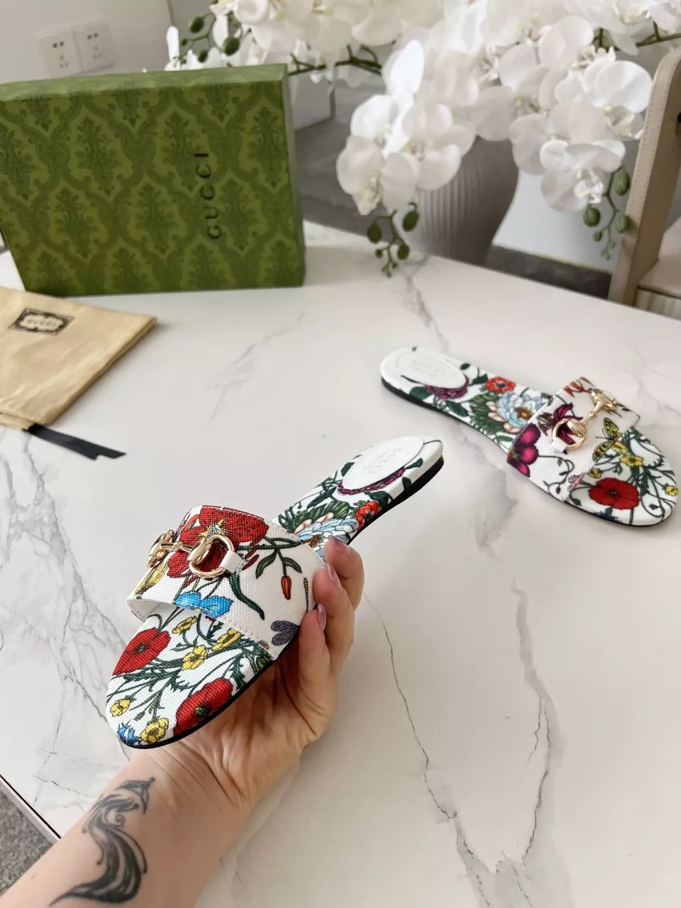 Gucci Slippers For Women Refined 2353