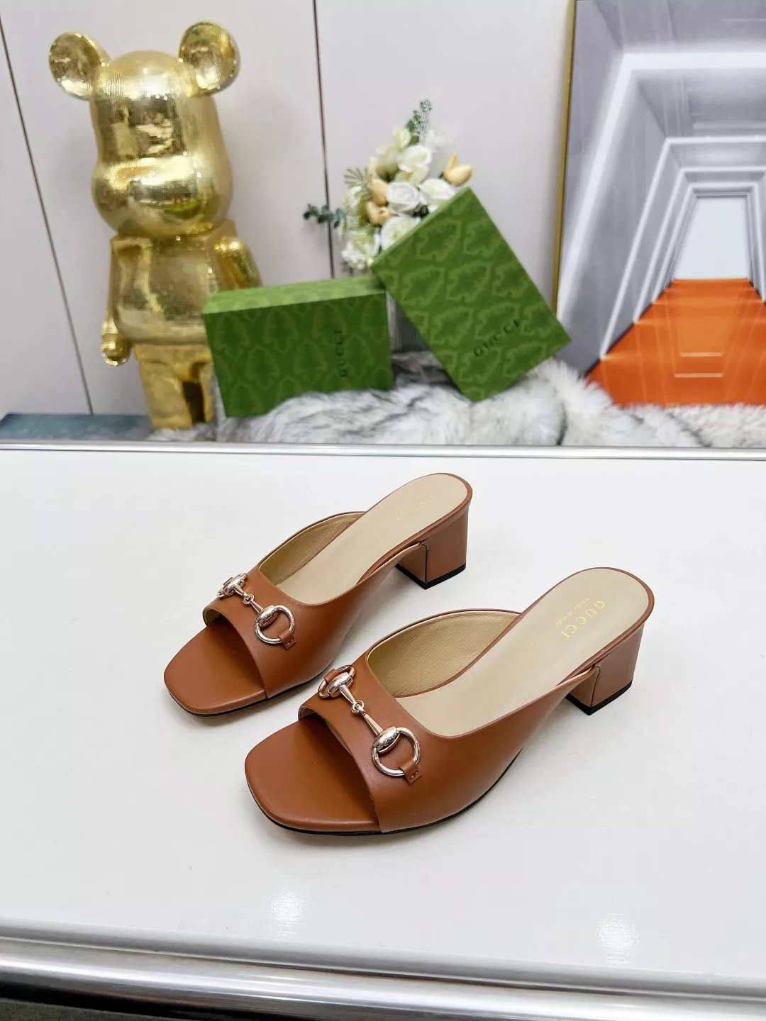 Gucci Slippers For Women Refined 3254