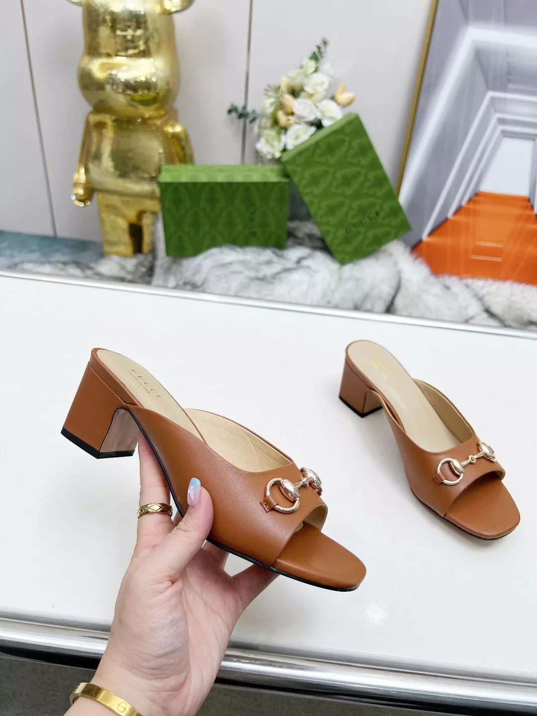 Gucci Slippers For Women Refined 3254