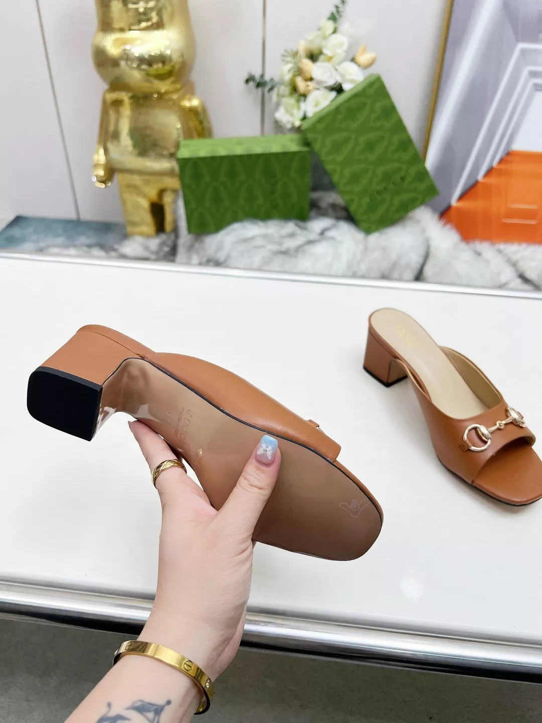 Gucci Slippers For Women Refined 3254