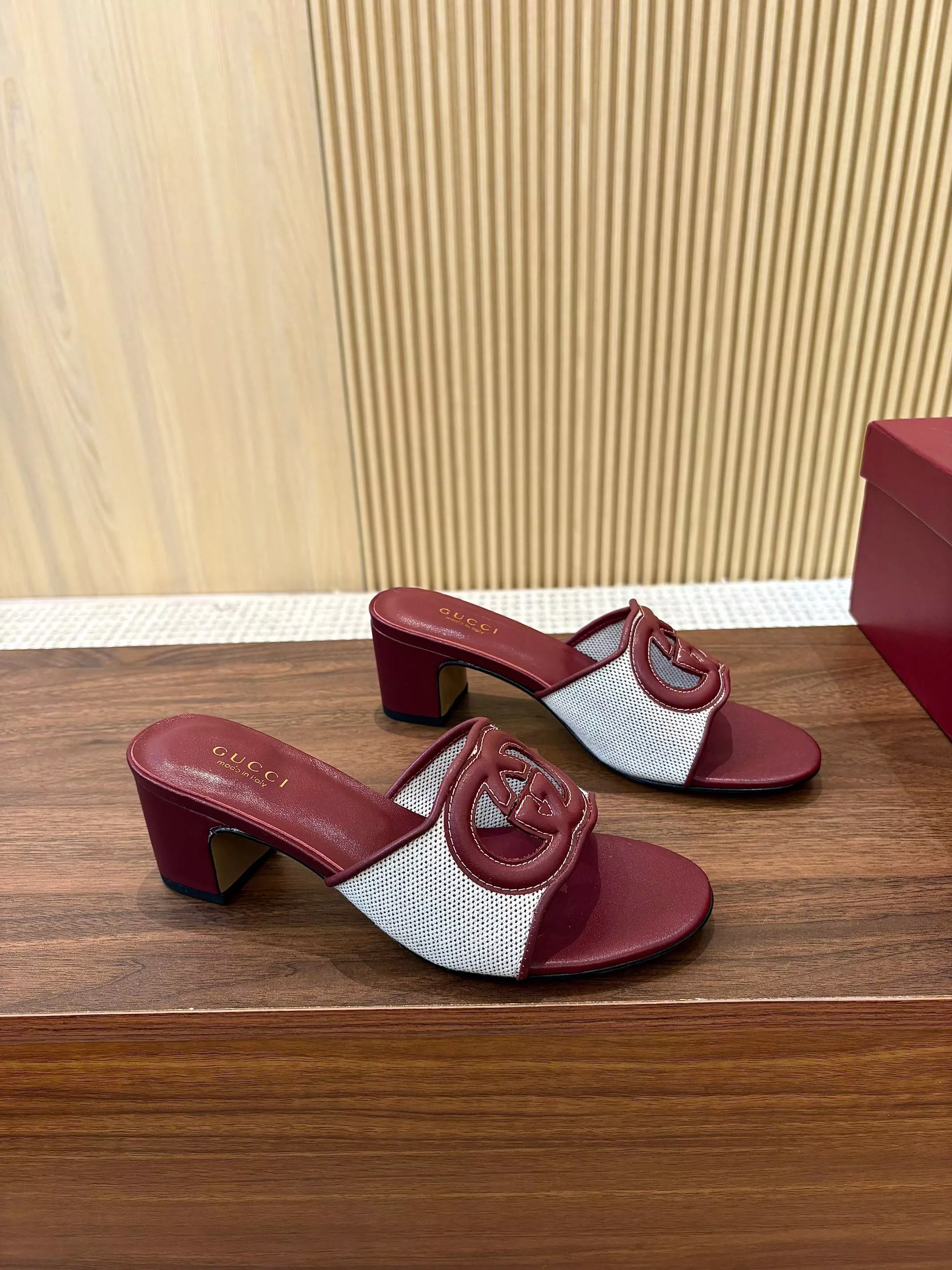 Gucci Slippers For Women Reliable 115