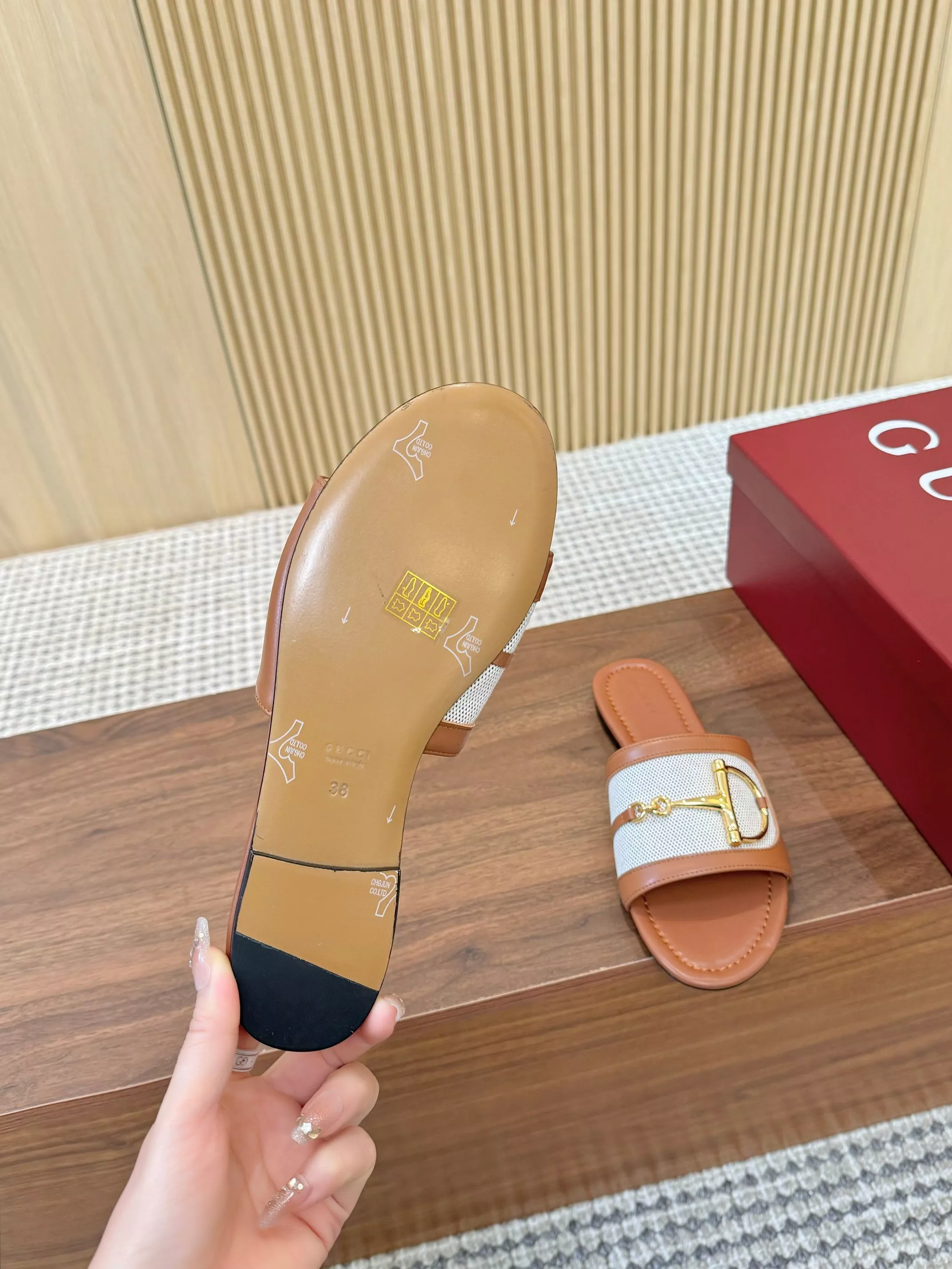 Gucci Slippers For Women Resilient 7131