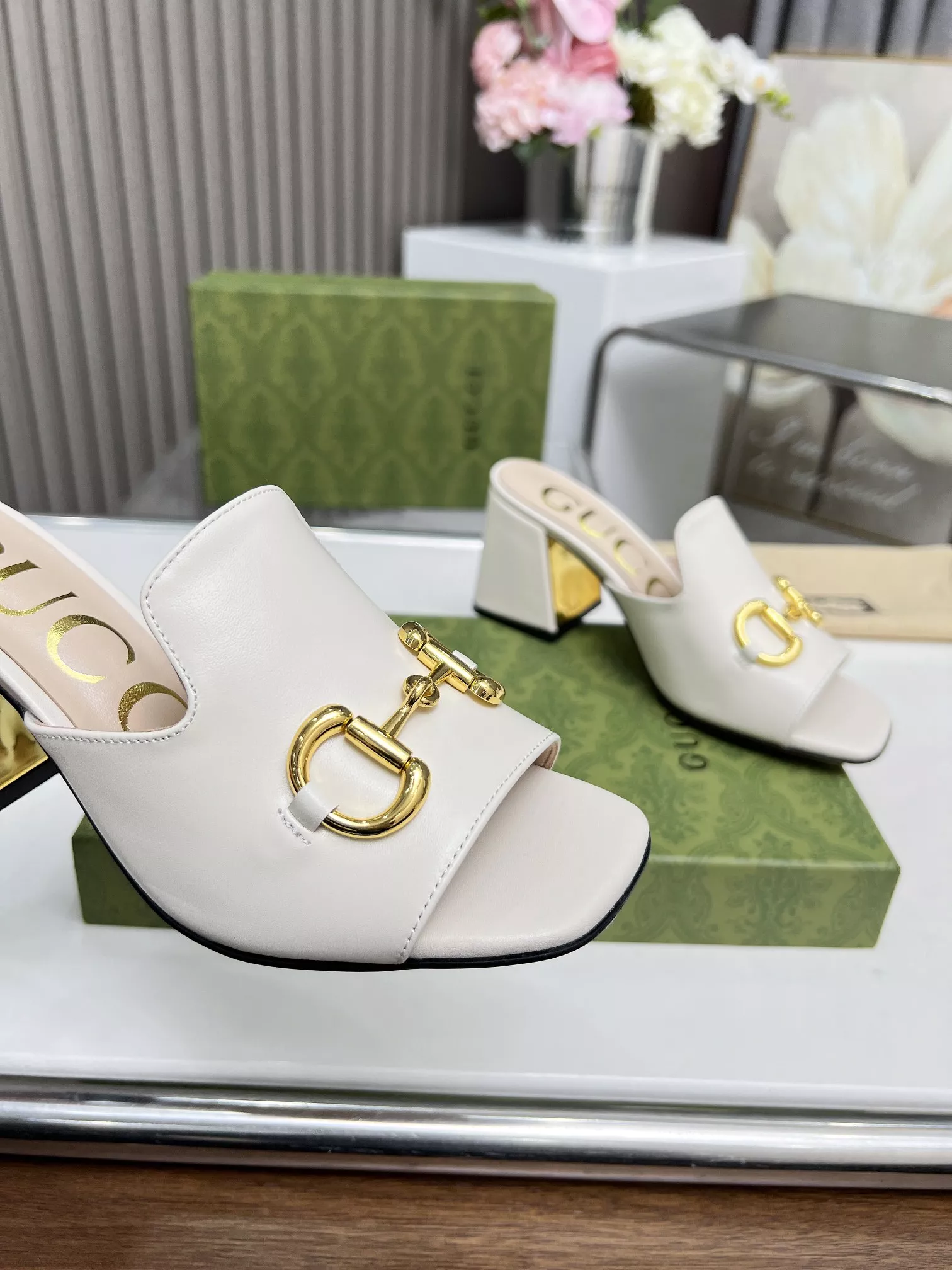 Gucci Slippers For Women Resilient 7408