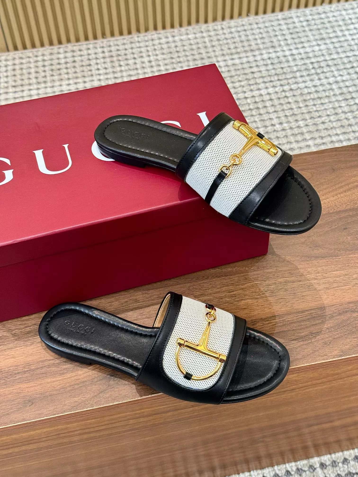 Gucci Slippers For Women SmartChoice 810
