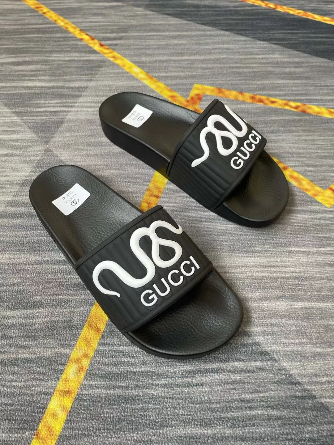 Gucci Slippers For Women Sophisticated 4760