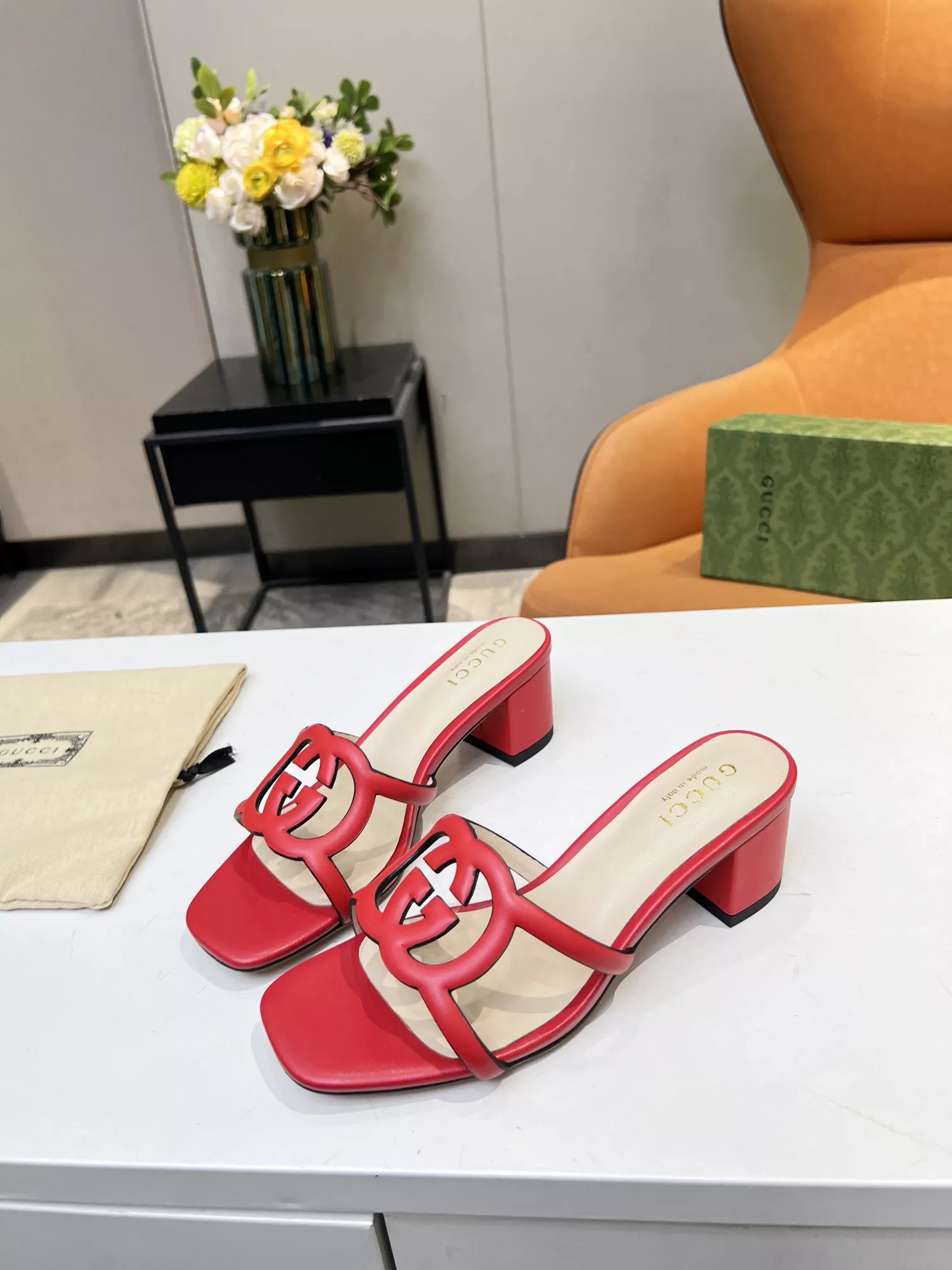 Gucci Slippers For Women Sophisticated 5264