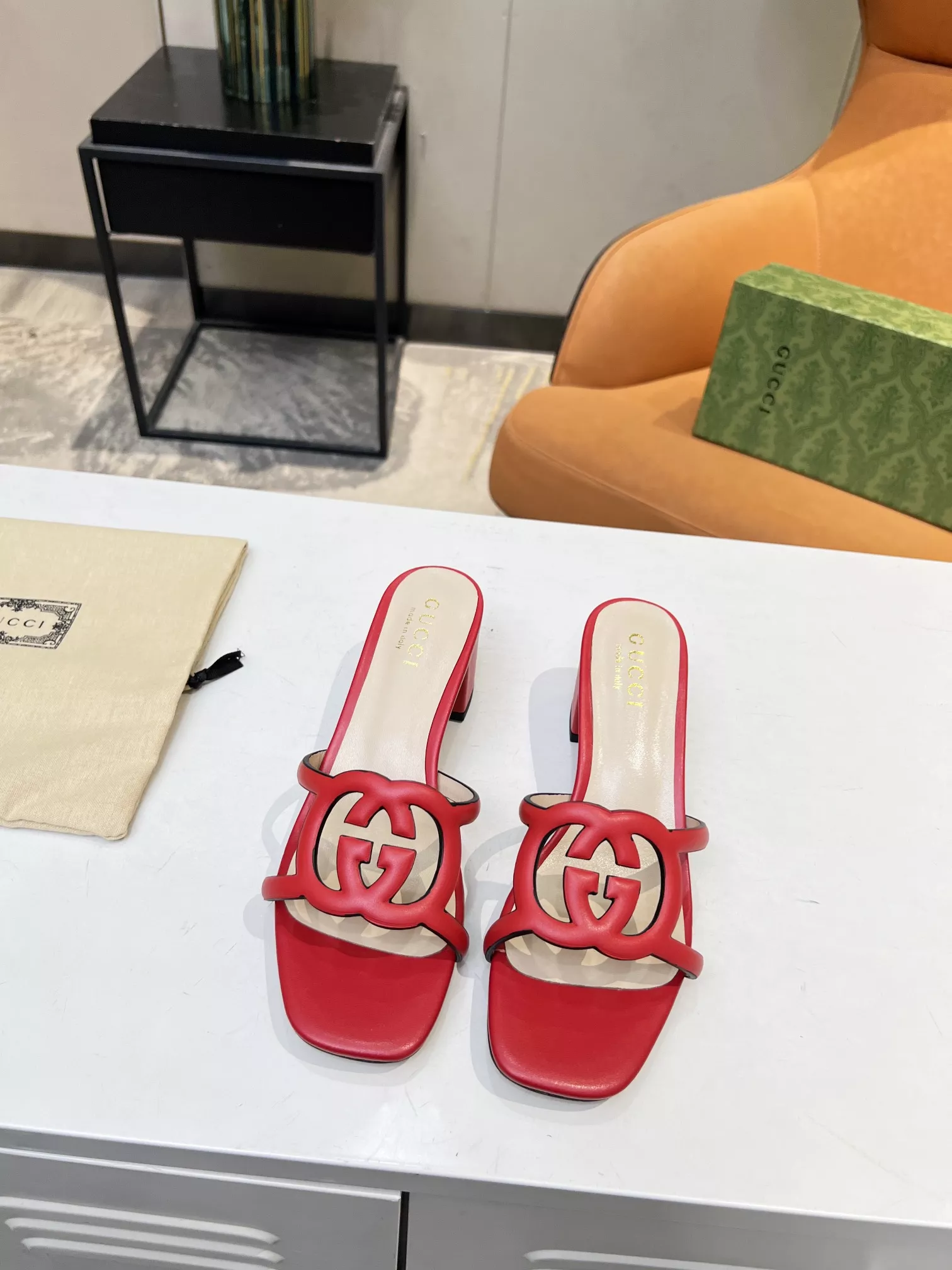 Gucci Slippers For Women Sophisticated 5264