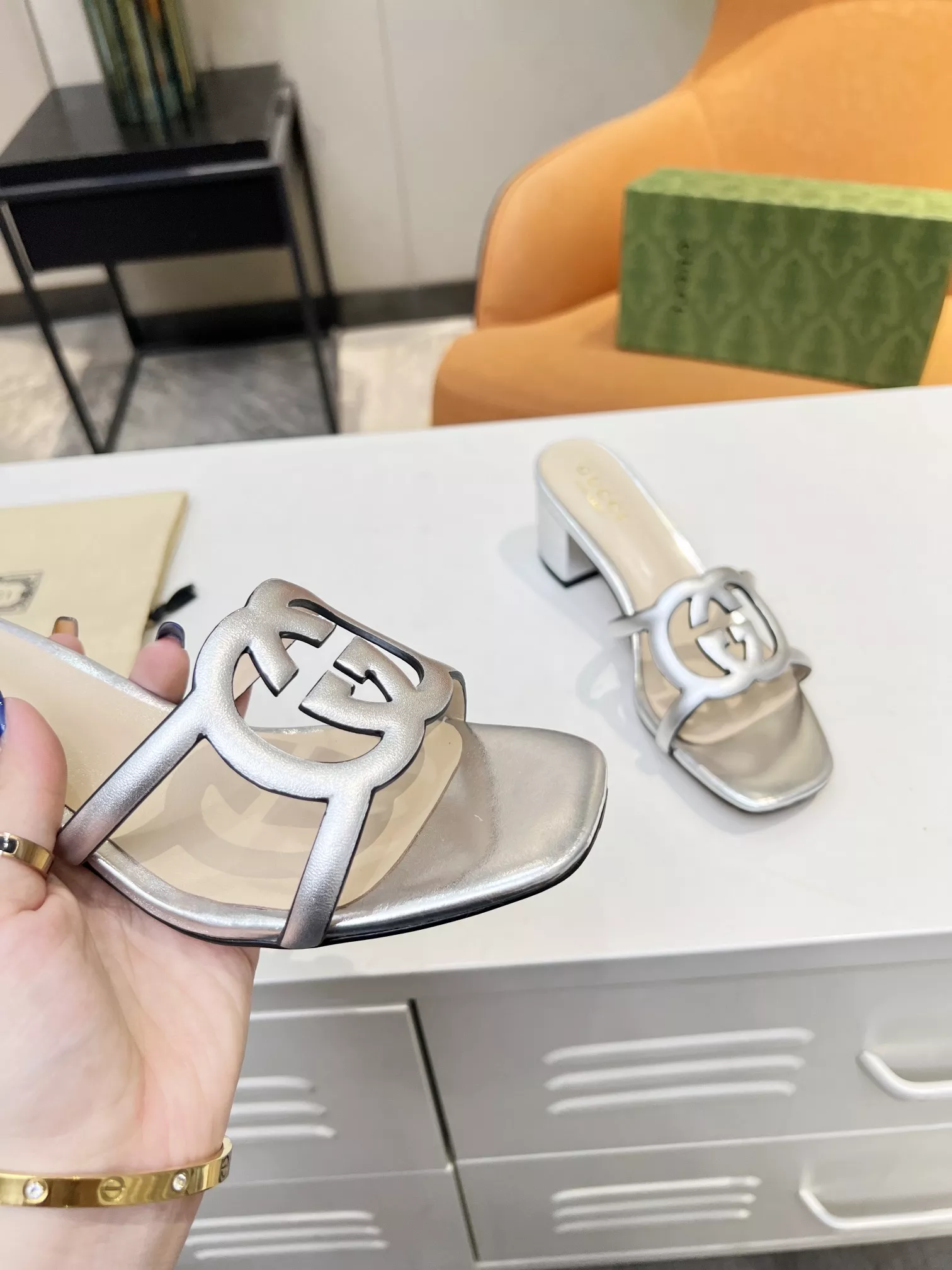 Gucci Slippers For Women Sophisticated 5567